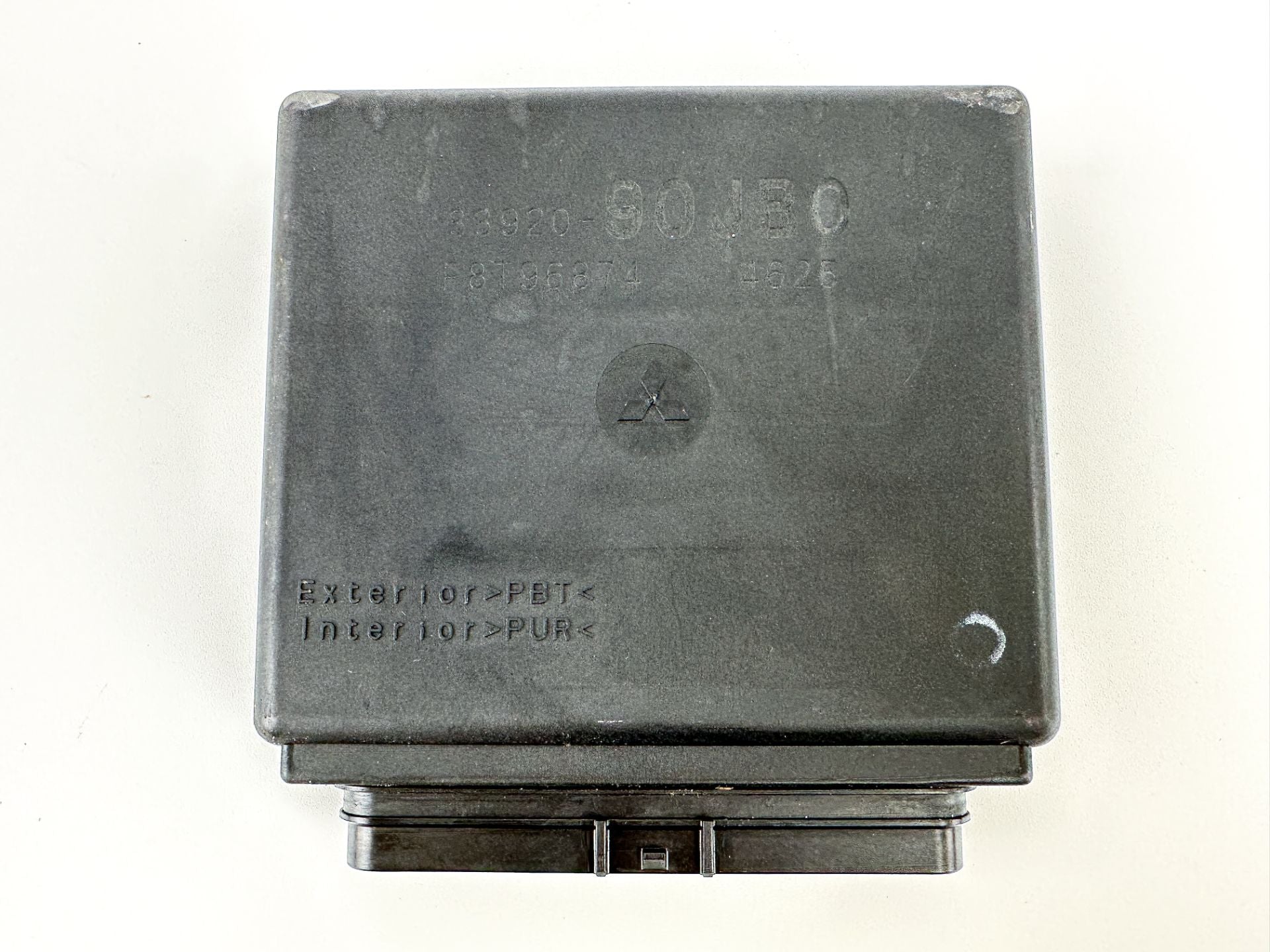 2005 Suzuki 115 HP 4 Stroke Outboard Engine Control Unit ECU 33920-90JB0 OEM