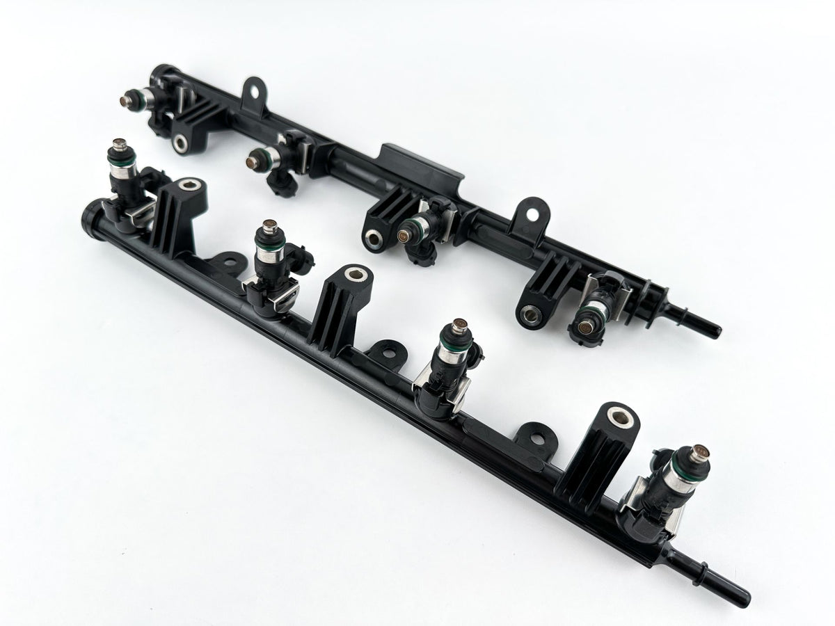 2013 Yamaha 350 HP 4 Stroke Outboard Fuel Injector Set W/ Rail 6AW-13761-00-00 OEM