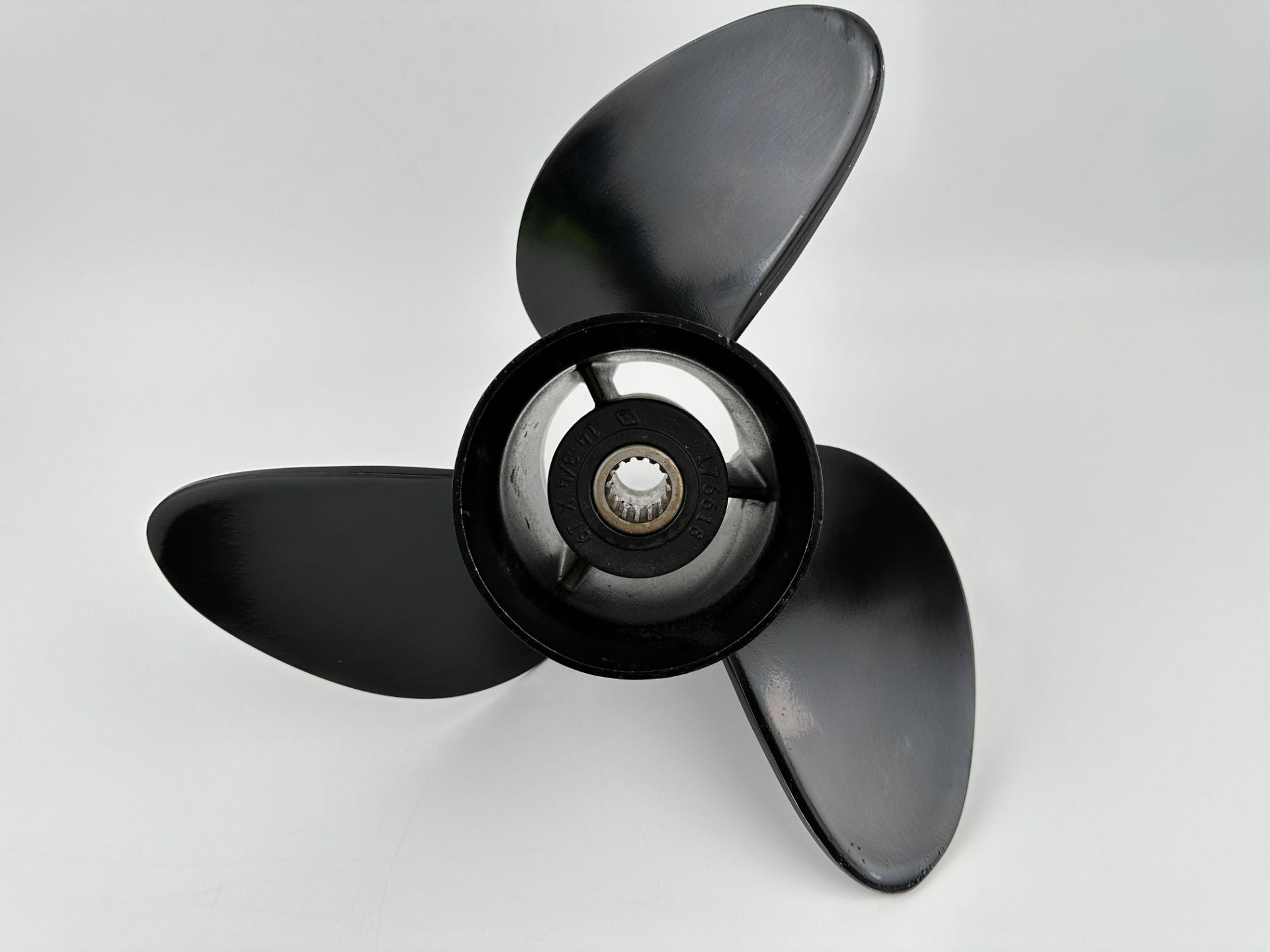 Evinrude Johnson 14 3/4 x 19P SST Propeller LH Counter 176618