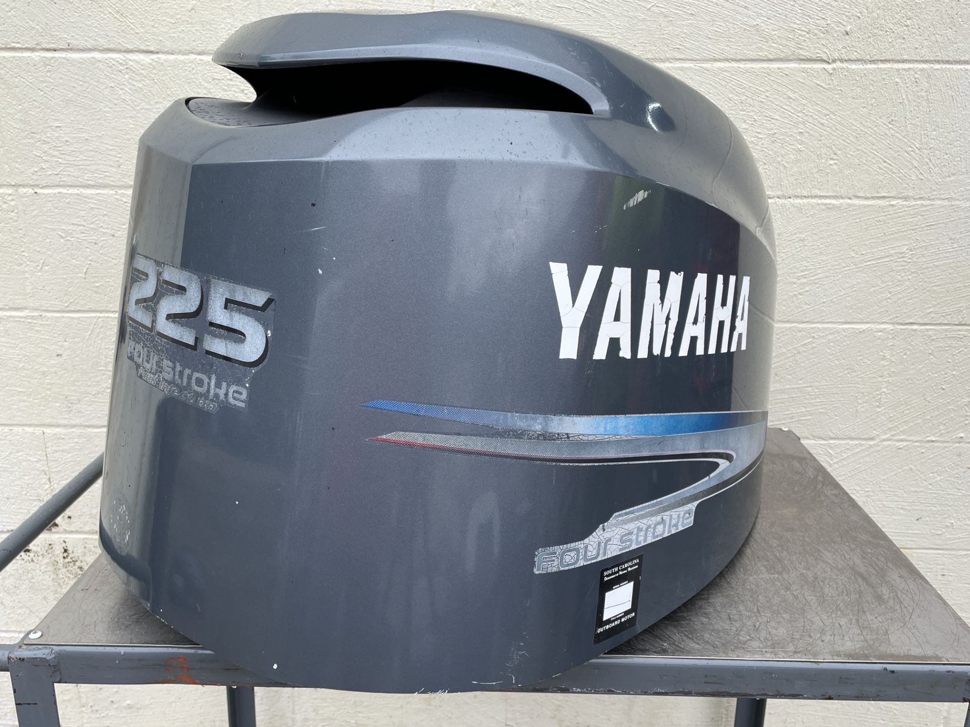 2003 Yamaha 225 HP 4 Stroke Outboard Top Cowling 69J-42610-00-8D OEM