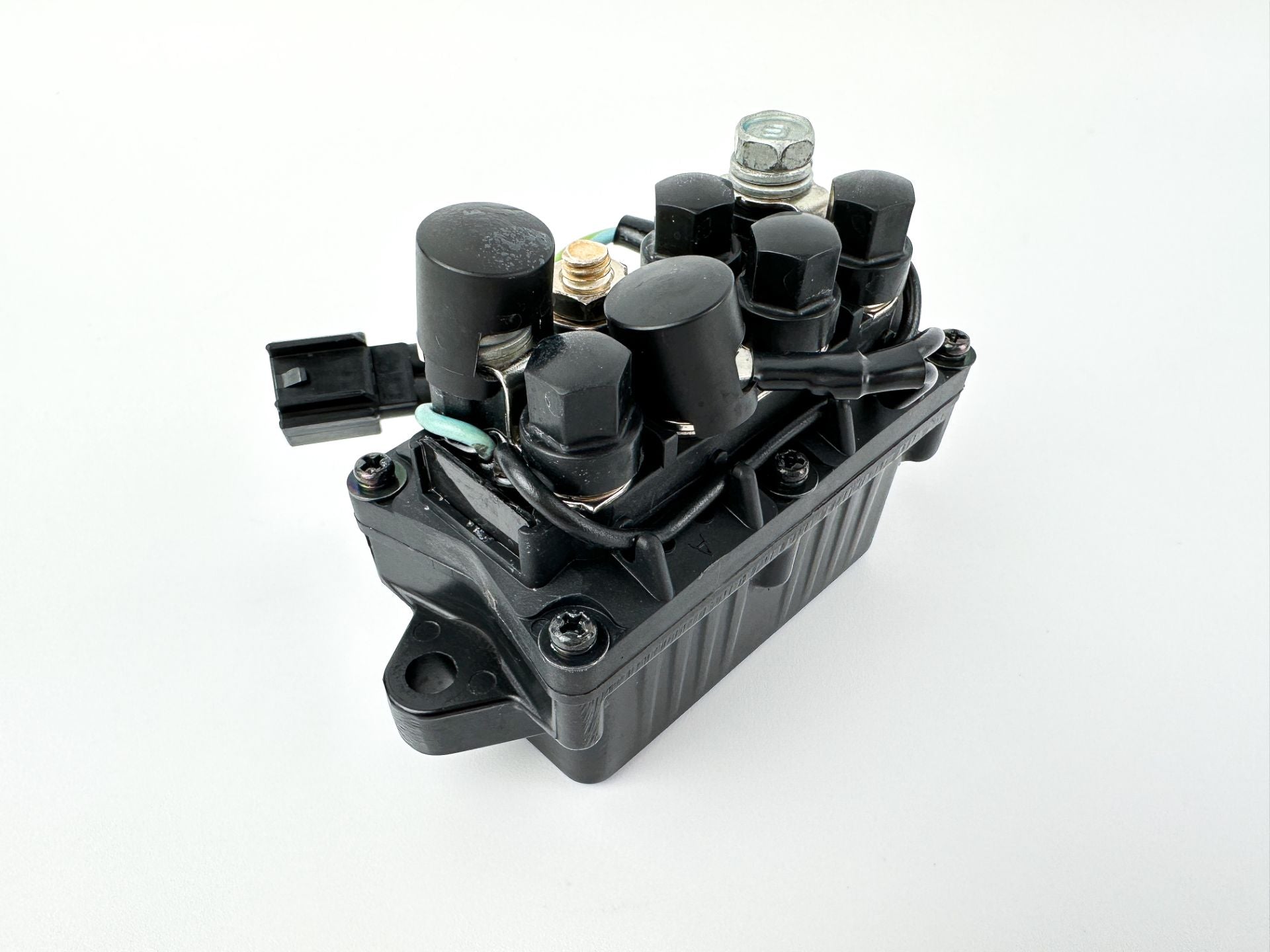 2009 Yamaha 225 HP 2 Stroke Outboard Trim Tilt Relay 60V-81950-00-00 OEM