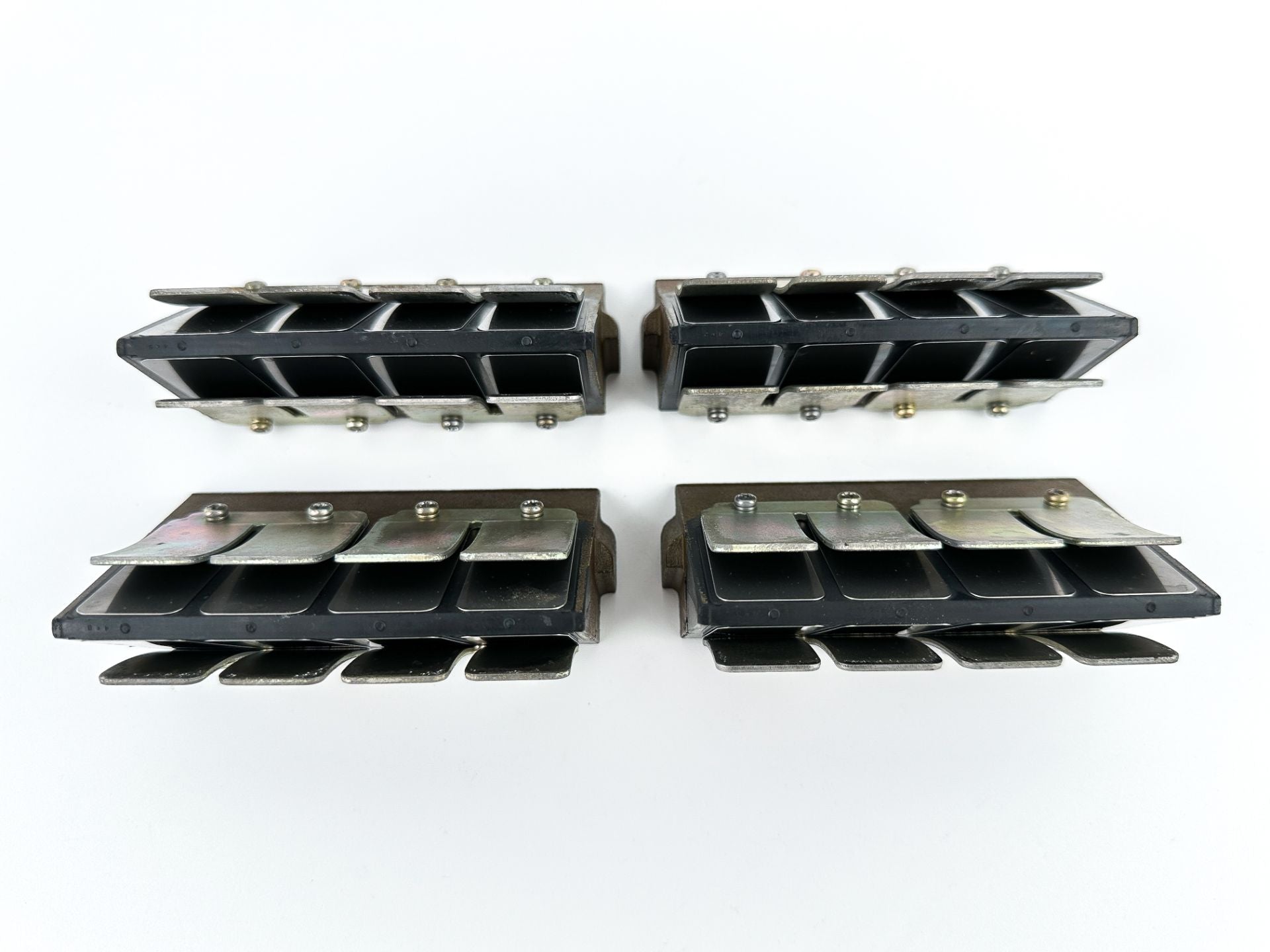 2001 Yamaha 115 HP 2 Stroke Outboard Reed Valve Assembly Set 6E5-13610-00-00 OEM