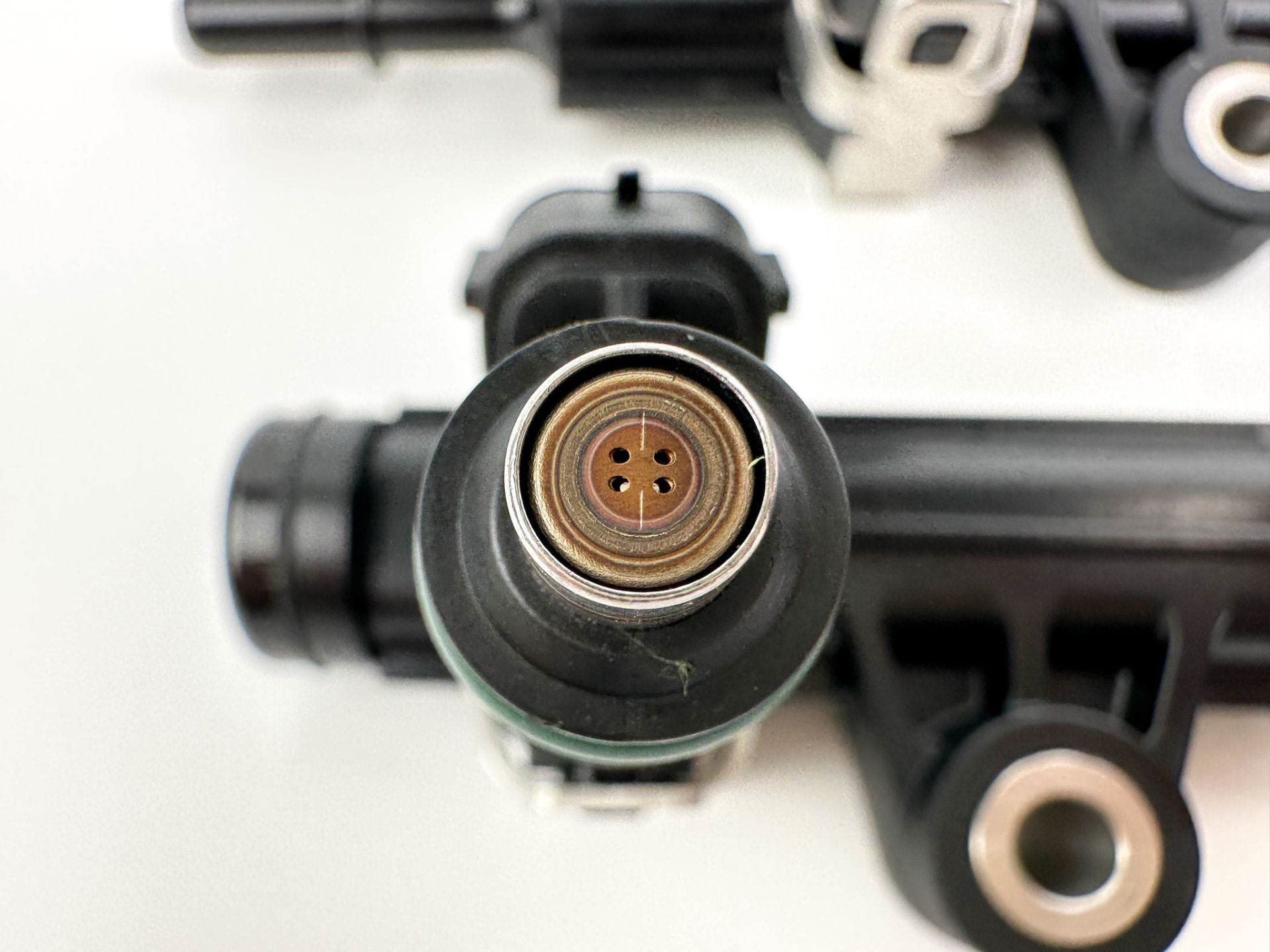 2019 Yamaha 250 HP 4 Stroke Outboard Fuel Injector Set W/ Rail 6CB-13161-10-00 OEM