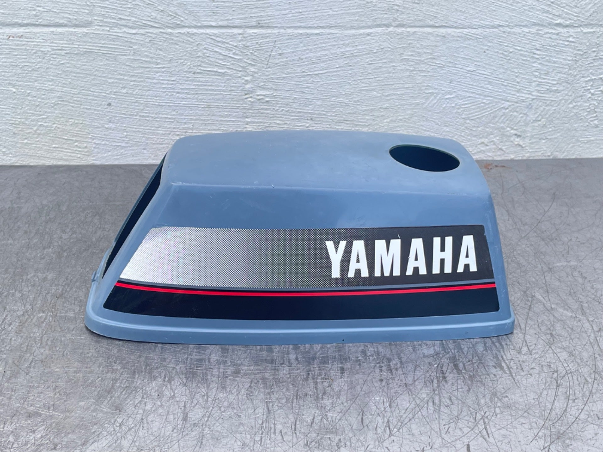 Yamaha 3 HP 3HP Outboard Engine 2 Stroke Top Cover Cowling Hood Assembly