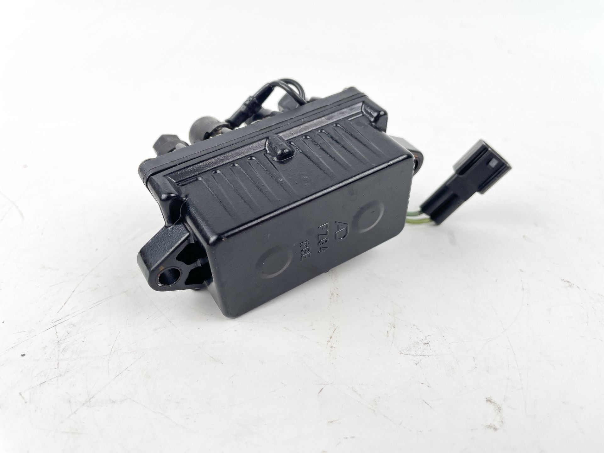 2006 Yamaha 150 HP 4 Stroke Outboard Trim Tilt Relay 63P-81950-00-00 OEM