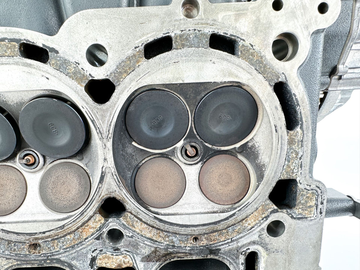 2014 Yamaha 200 HP 4 Stroke Outboard Cylinder Head 6DA-W009A-00-9S OEM