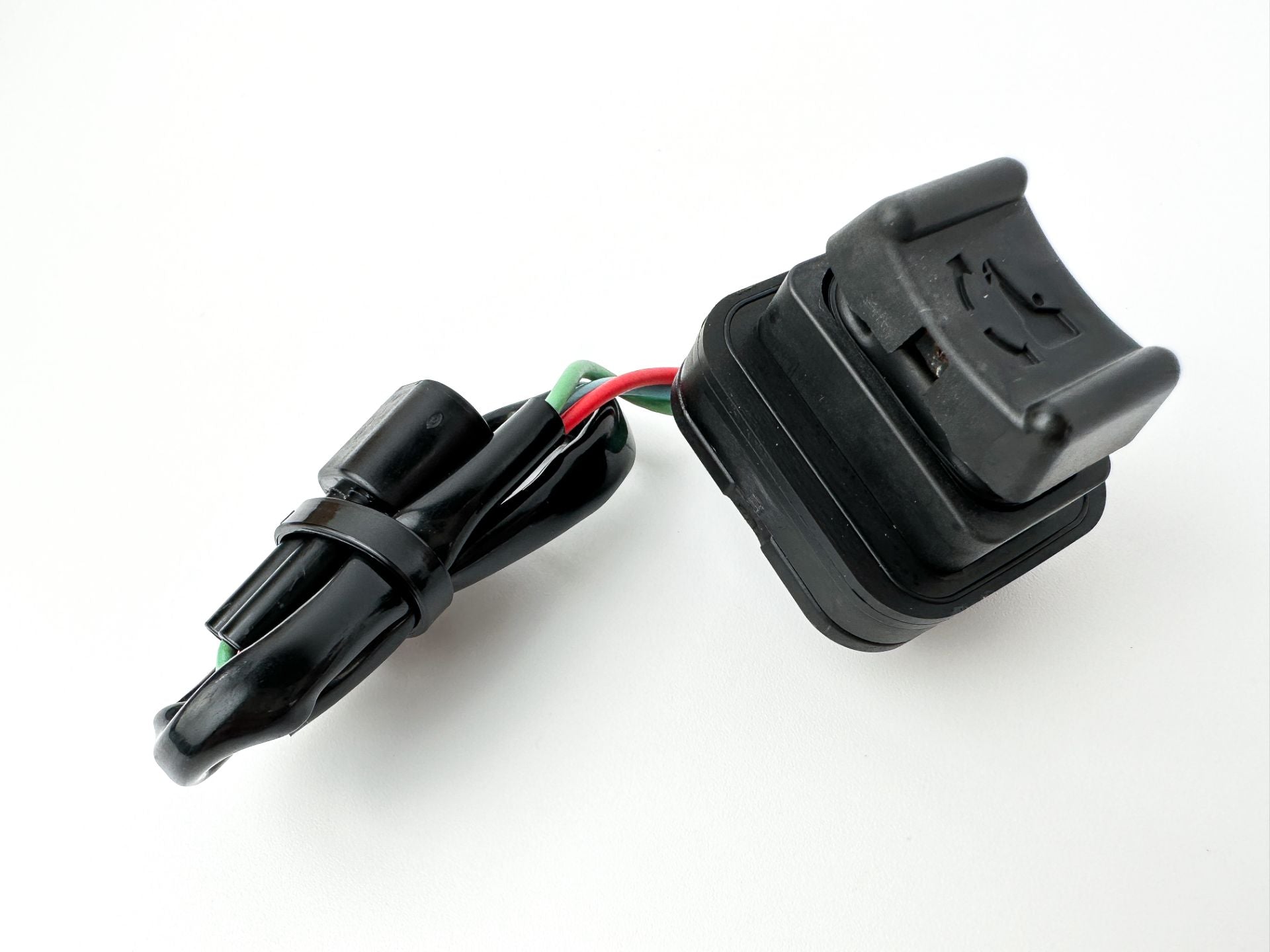 2016 Yamaha 115 HP 4 Stroke Outboard Trim Switch 69J-82563-01-00 OEM