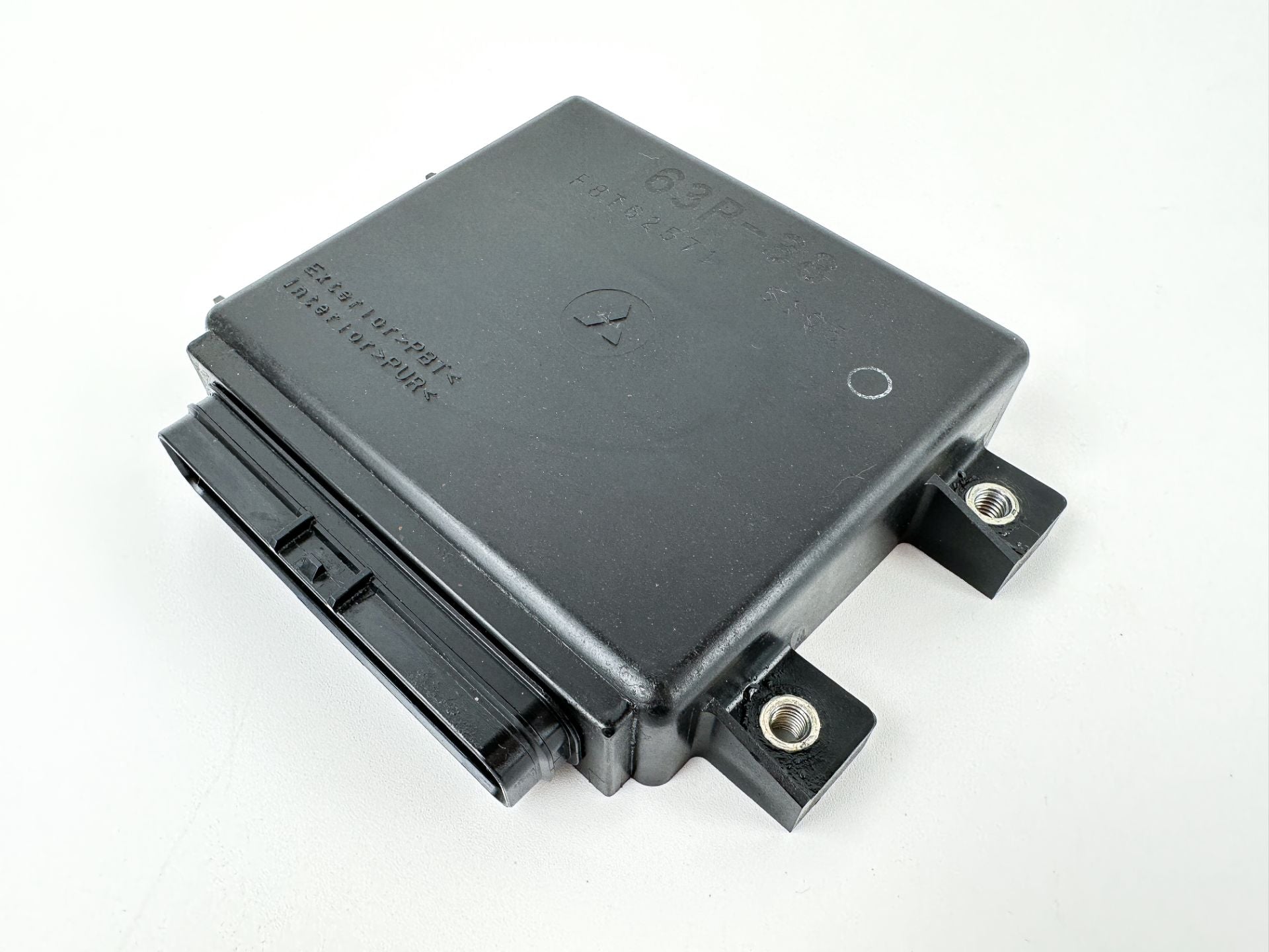2015 Yamaha 150 HP 4 Stroke Outboard ECU Engine Control Unit 63P-8591A-38-00 OEM