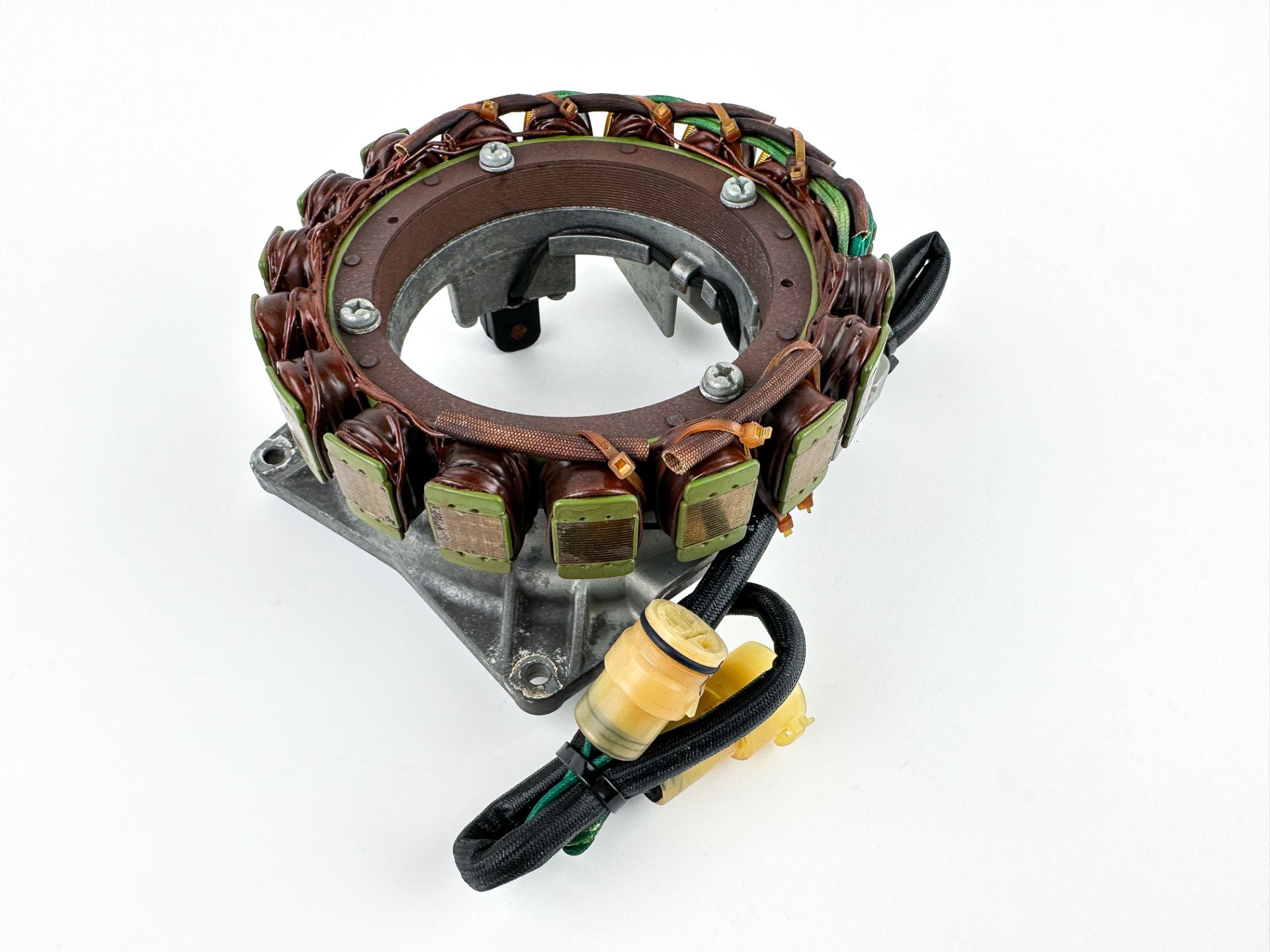 2003 Yamaha 225 HP 4 Stroke Outboard Coil Pulser Base Stator Assembly 69J-81460-01-00 Tested