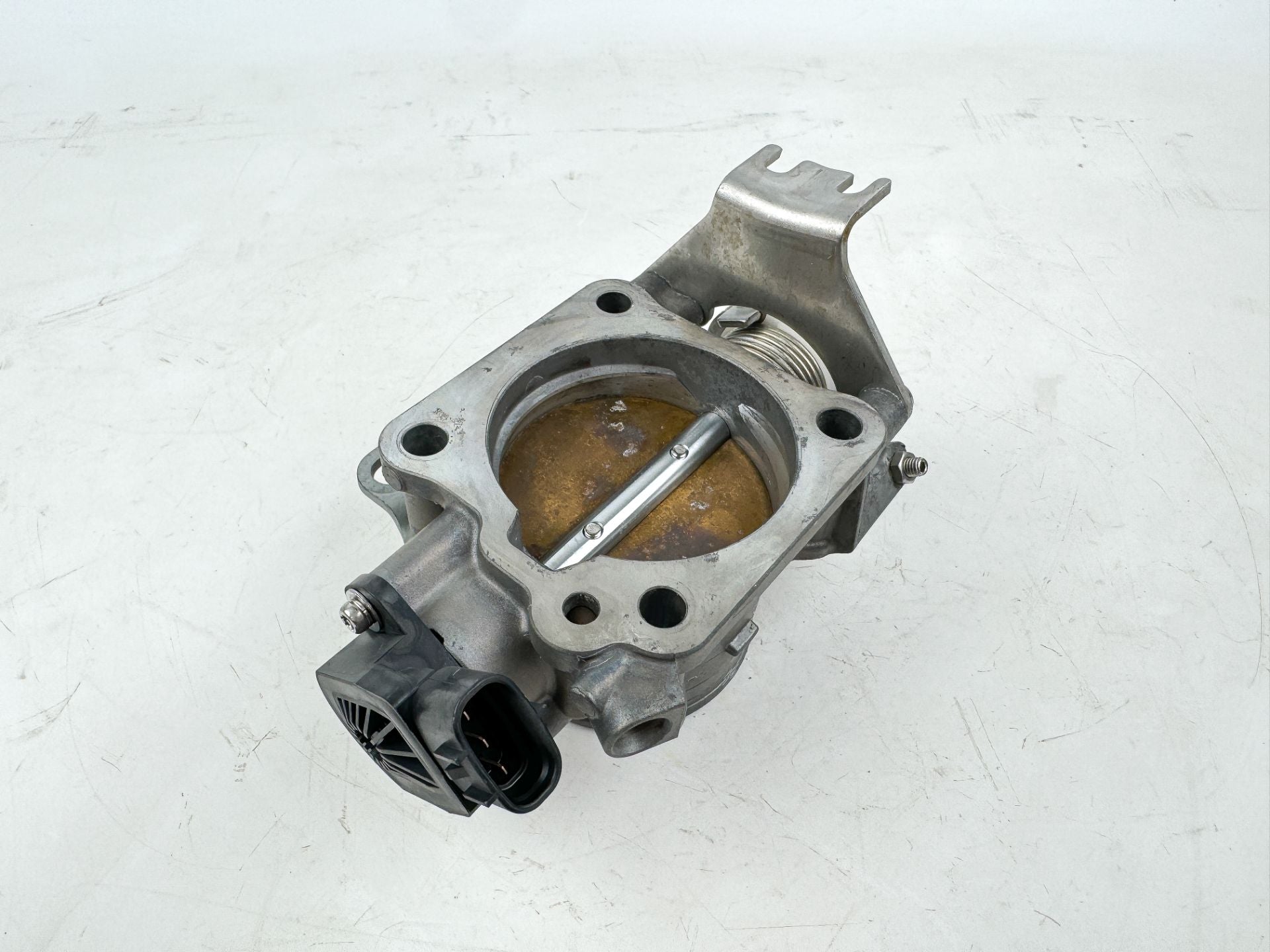 2019 Suzuki 150 HP 4 Stroke Outboard Throttle Body Assembly 13300-96J00 OEM