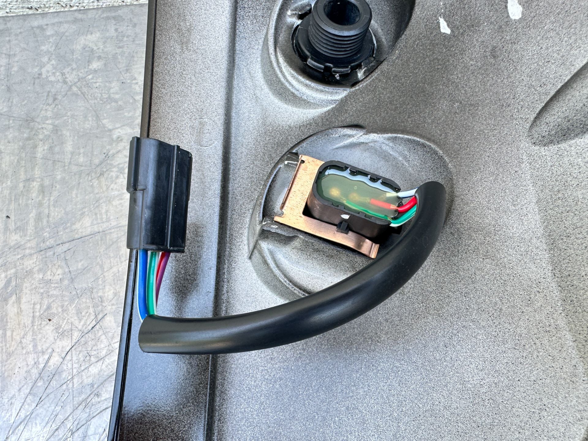 2020 Mercury 90 HP 4 Stroke Outboard Lower Apron Cowling Port 8M0088280 OEM