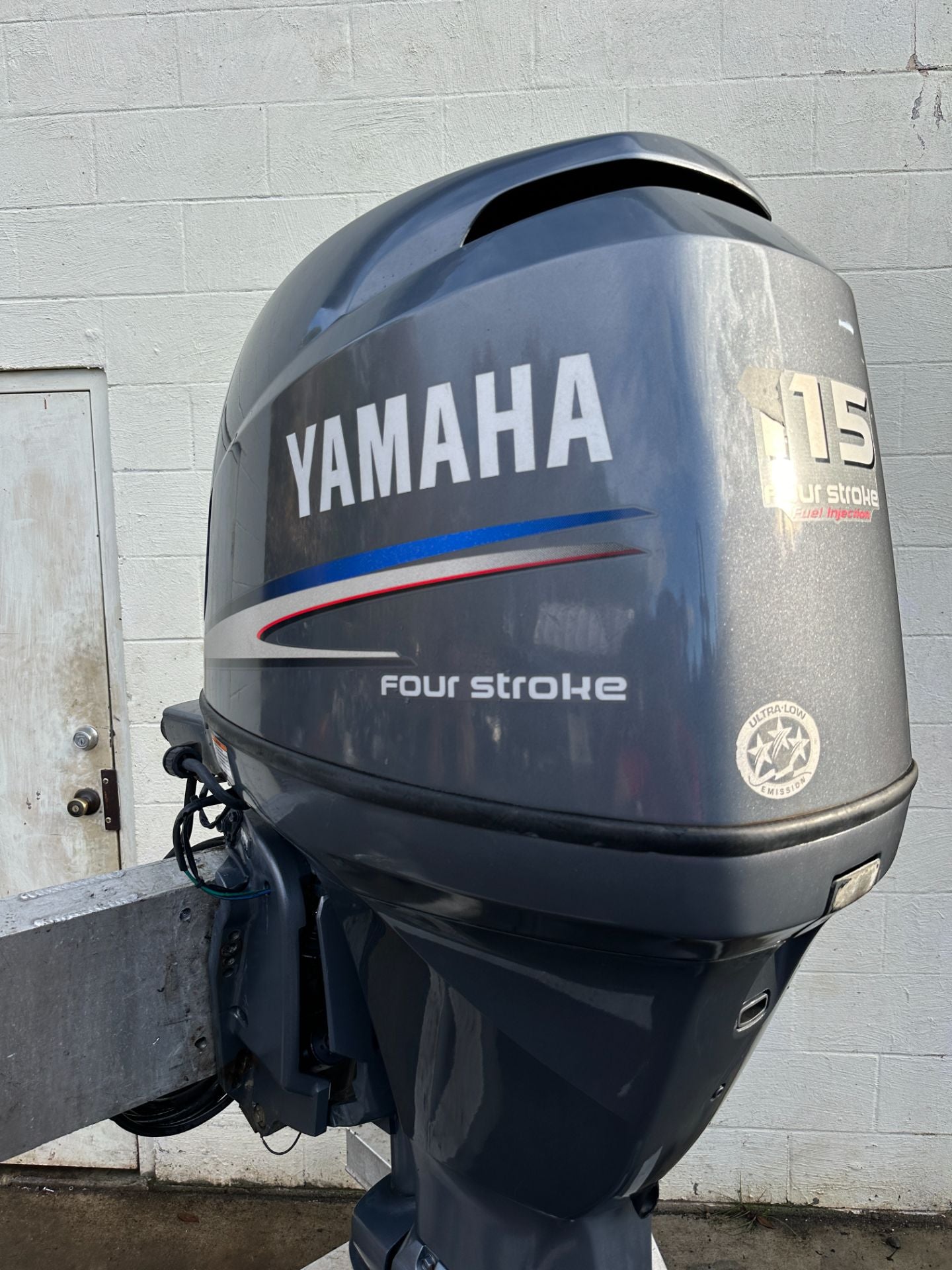 2008 Yamaha 115 HP 4 Stroke Outboard Outboard Engine Complete OEM