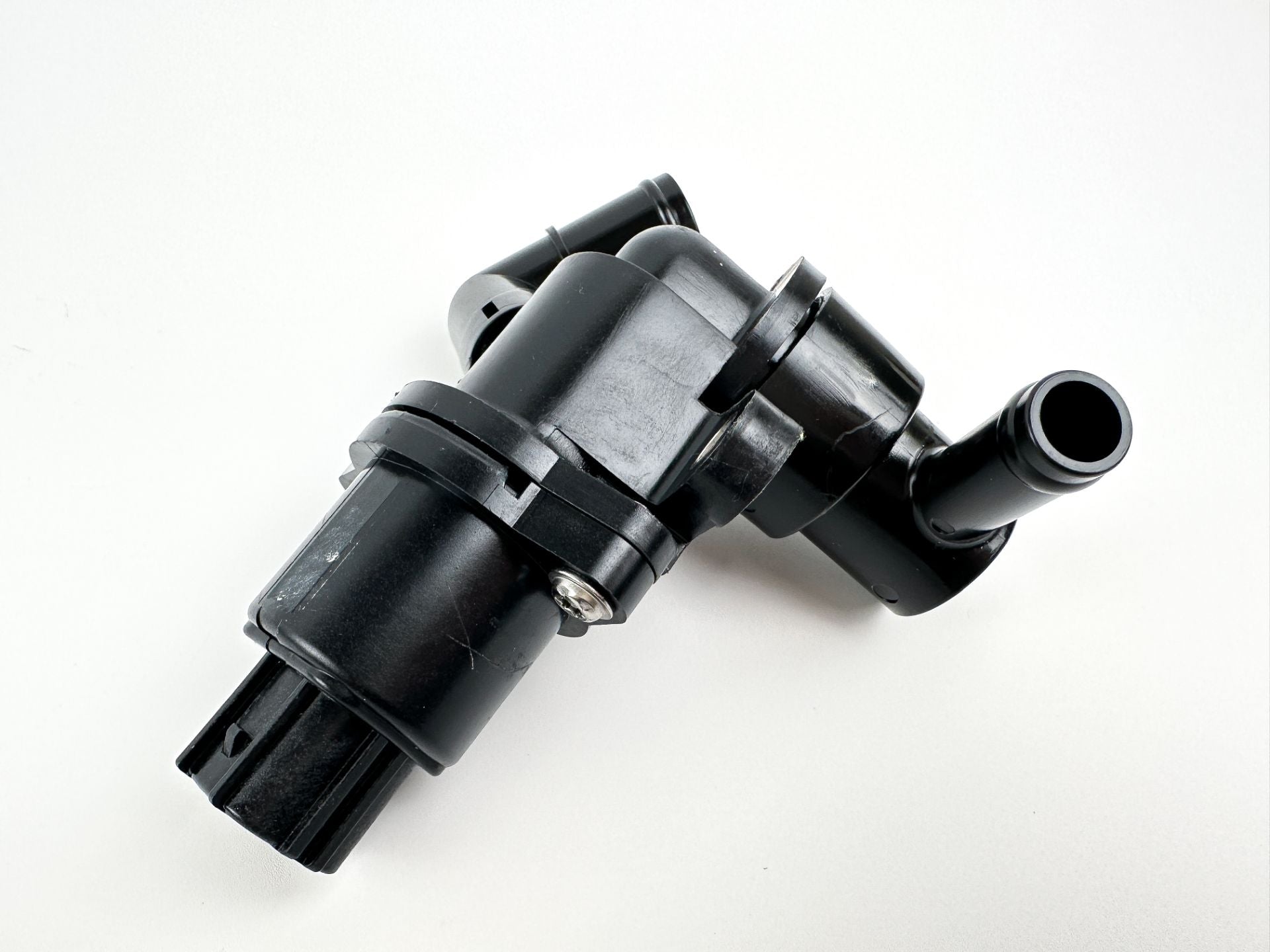 2012 Yamaha 115 HP 4 Stroke Outboard Idle Speed Control Valve ISC IAC 6C5-13713-00-00 OEM