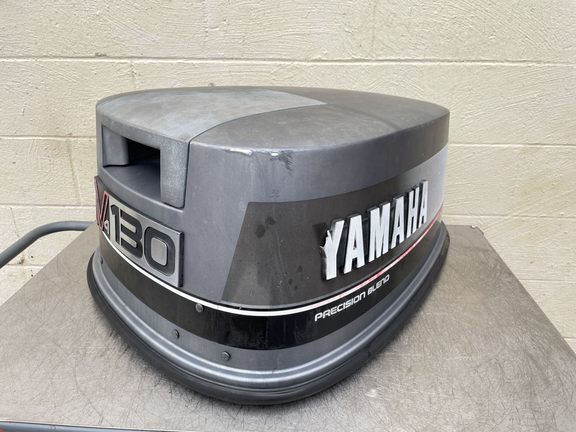 1989 Yamaha 130 HP 2 Stroke Outboard Top Cowling 6L1-42610-40-EK OEM