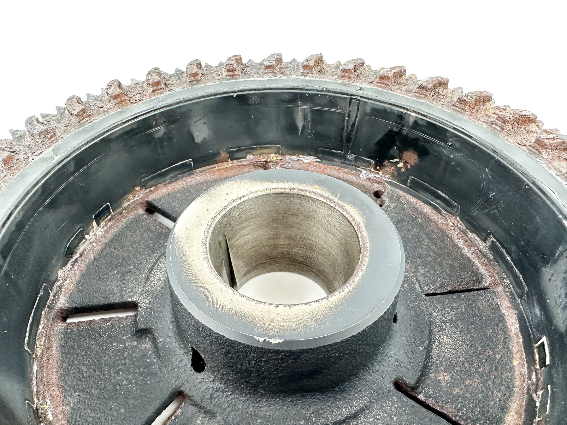 2011 Suzuki 140 HP 4 Stroke Outboard Flywheel 32102-92J10 OEM