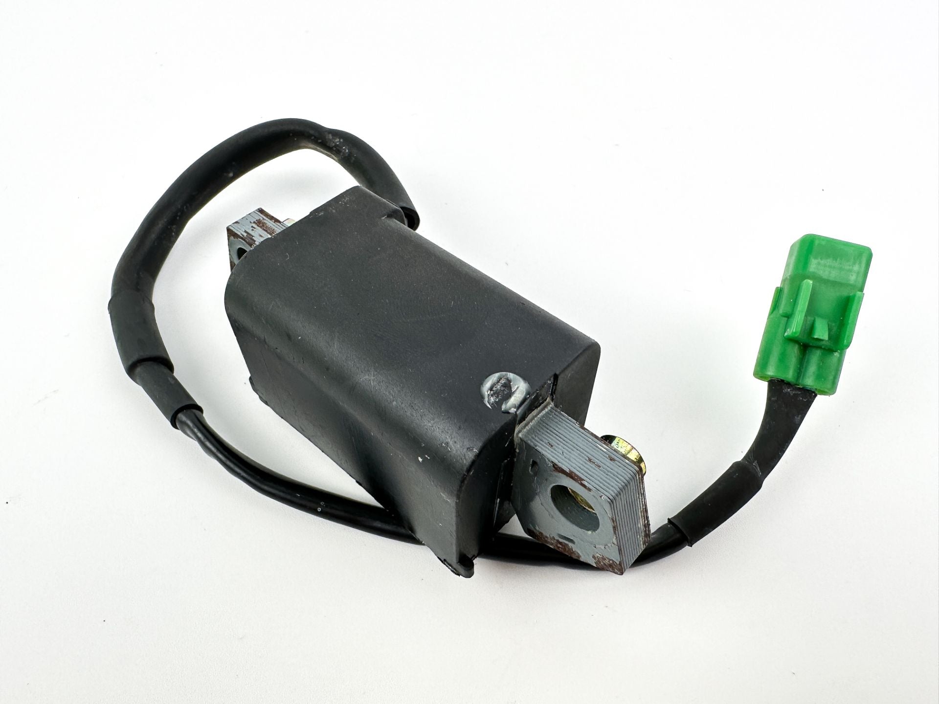 1999 Honda 40 HP 4 Stroke Outboard Flywheel & Charging System 31100-ZV5-680ZA