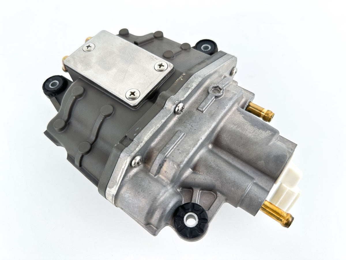 2019 Suzuki 115 HP 4 Stroke Outboard Vapor Separator Tank VST 15600-92J50 OEM