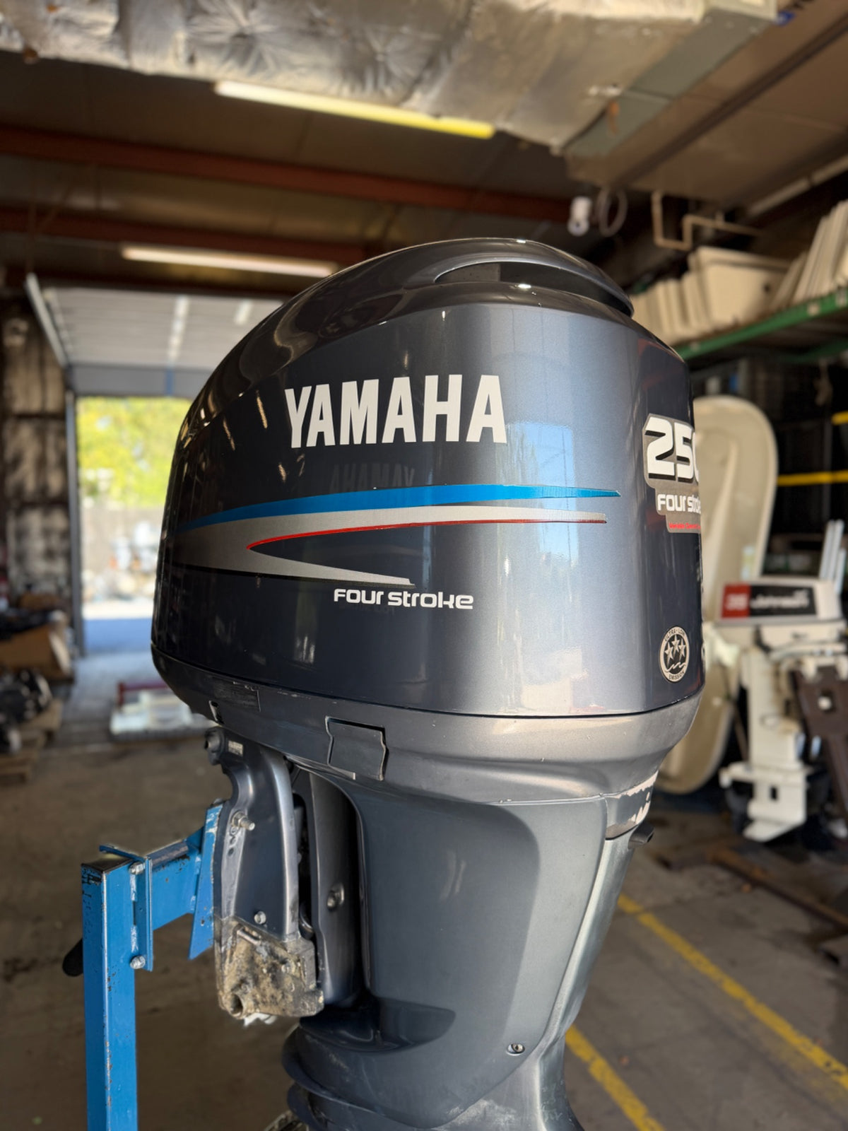 Twin 2007 Yamaha F250 250HP 4 Stroke Outboard Engines 25" - 205 Hours
