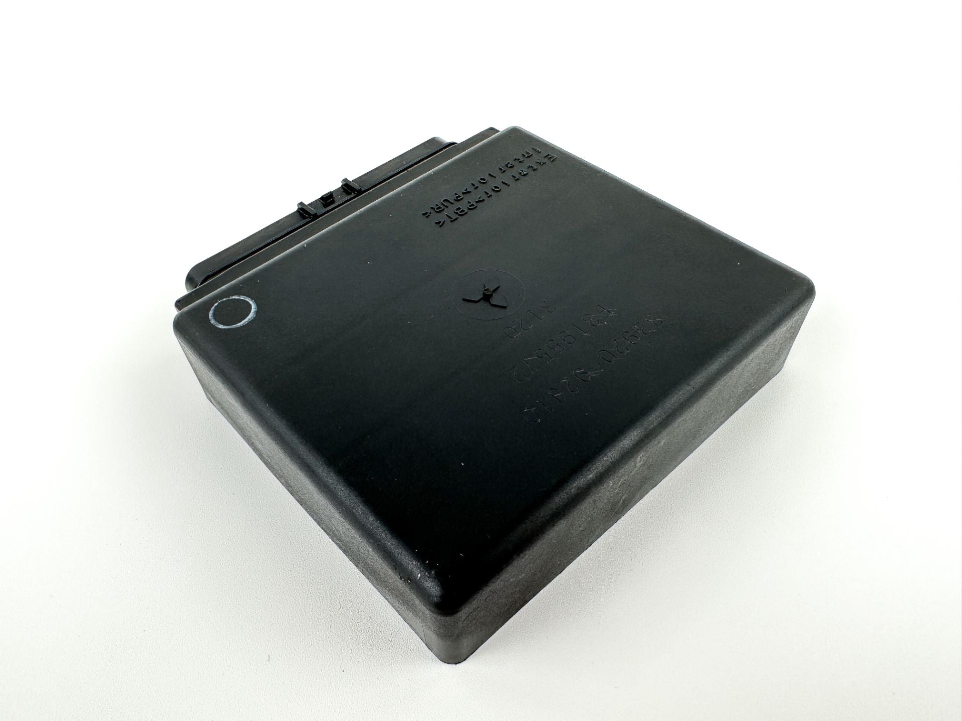 2003 Suzuki 140 HP 4 Stroke Outboard Engine Control Unit ECU 33920-92J10 176 Hours