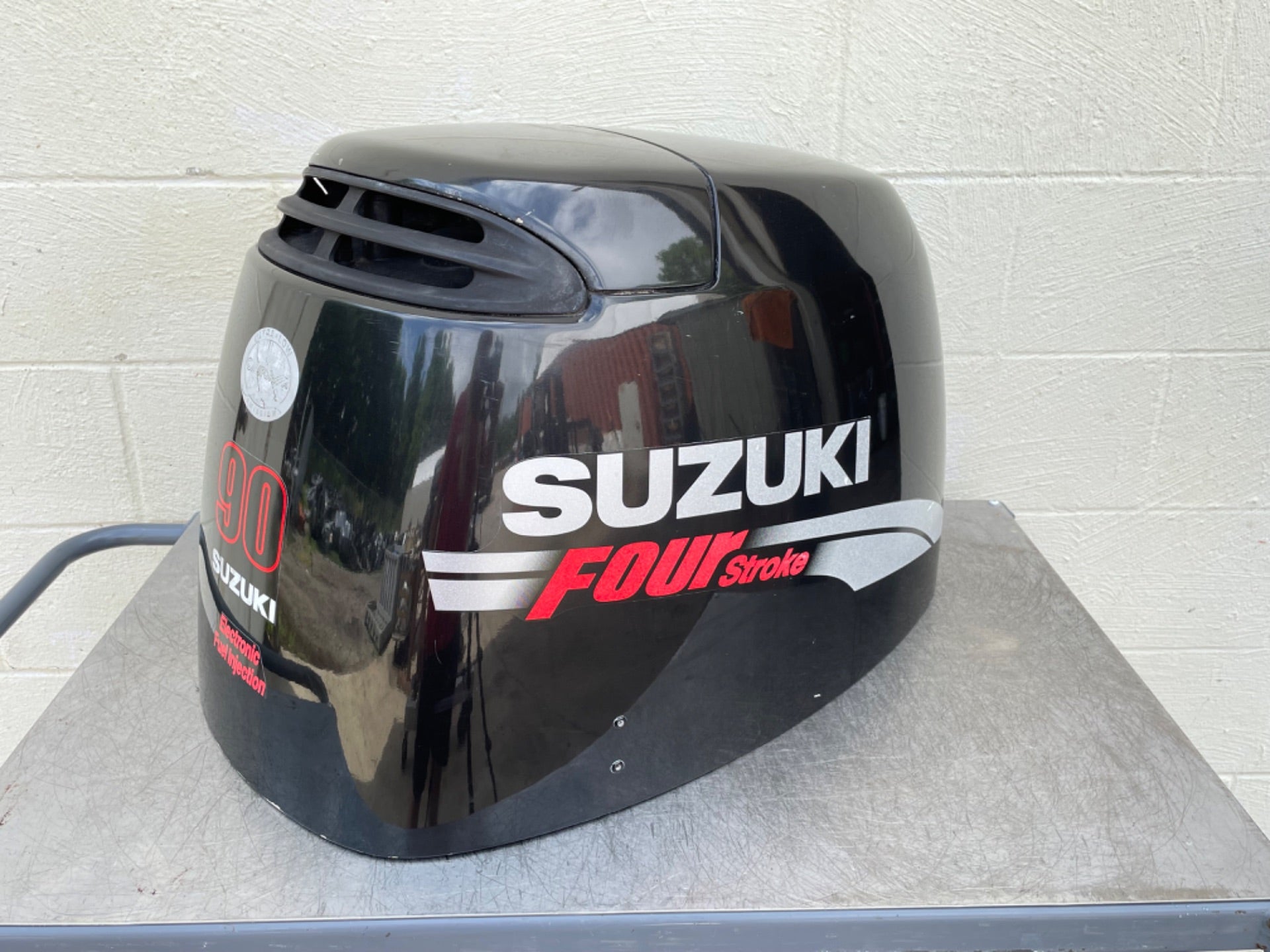 2003-09 Suzuki 90 HP 4 Stroke Outboard Top Cowling Cover Lid Hood Assembly