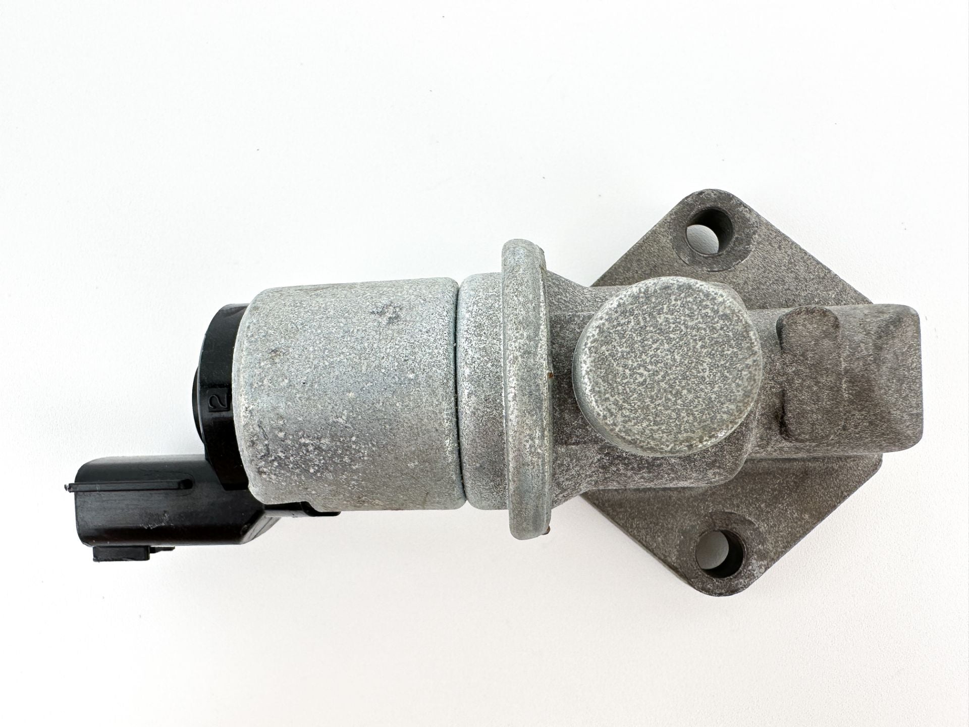 2003 Suzuki 140 HP 4 Stroke Outboard IAC Idle Air Control Valve 18137-77E00 OEM