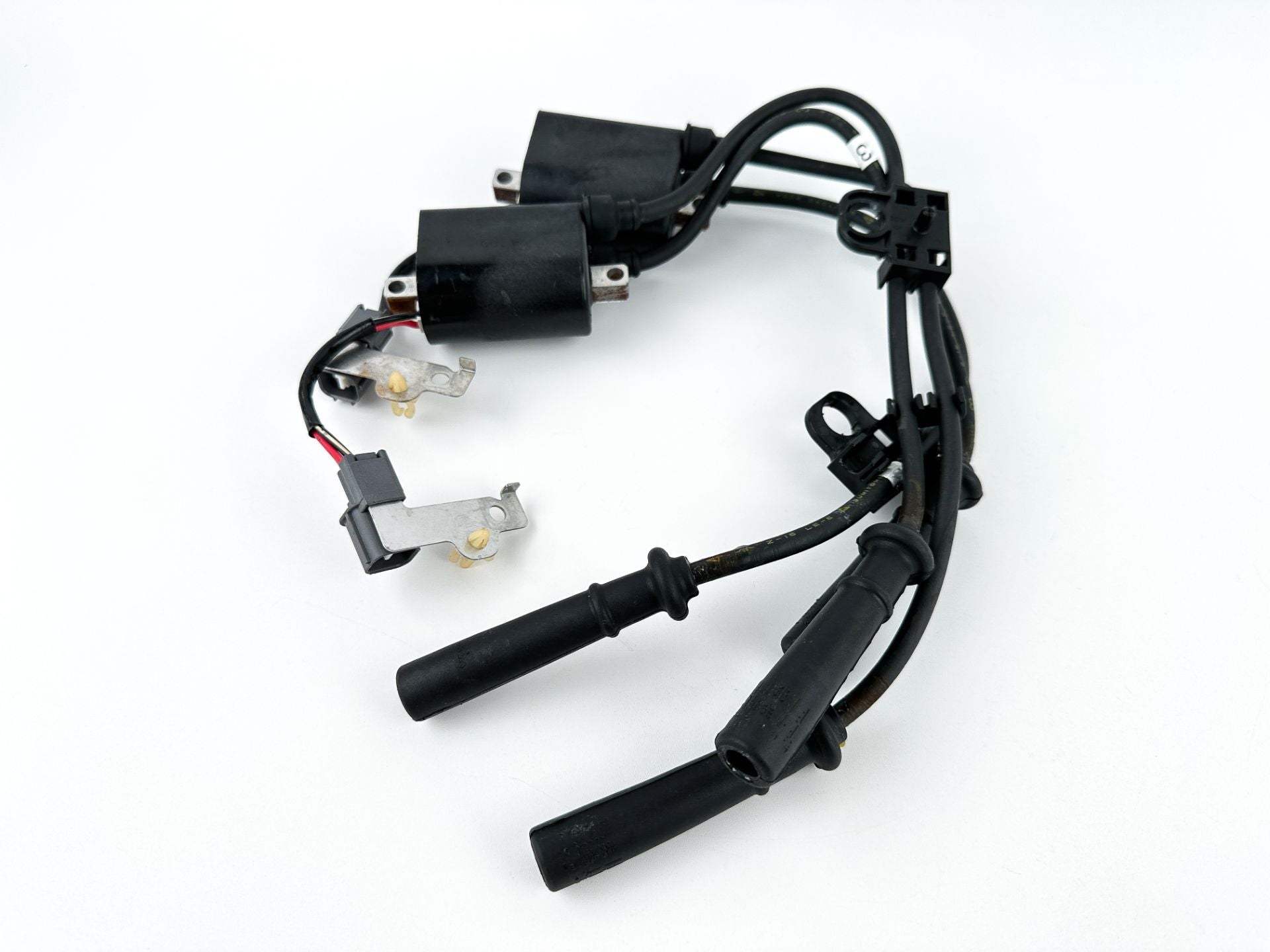 2005 Yamaha 115 HP 4 Stroke Outboard Ignition Coil Set 68V-82310-00-00 OEM