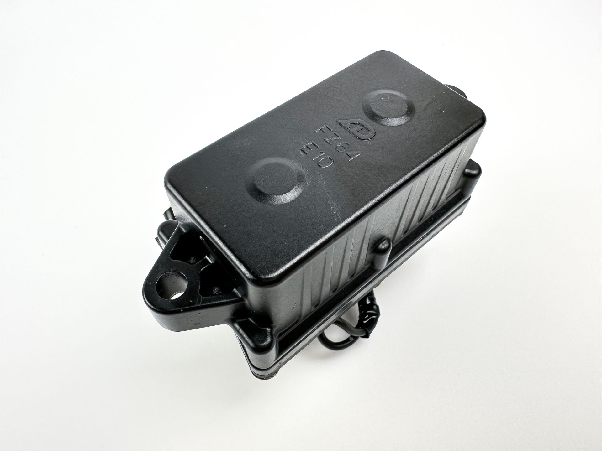 2012 Yamaha 115 HP 4 Stroke Outboard Trim Tilt Relay 63P-81950-00-00 OEM