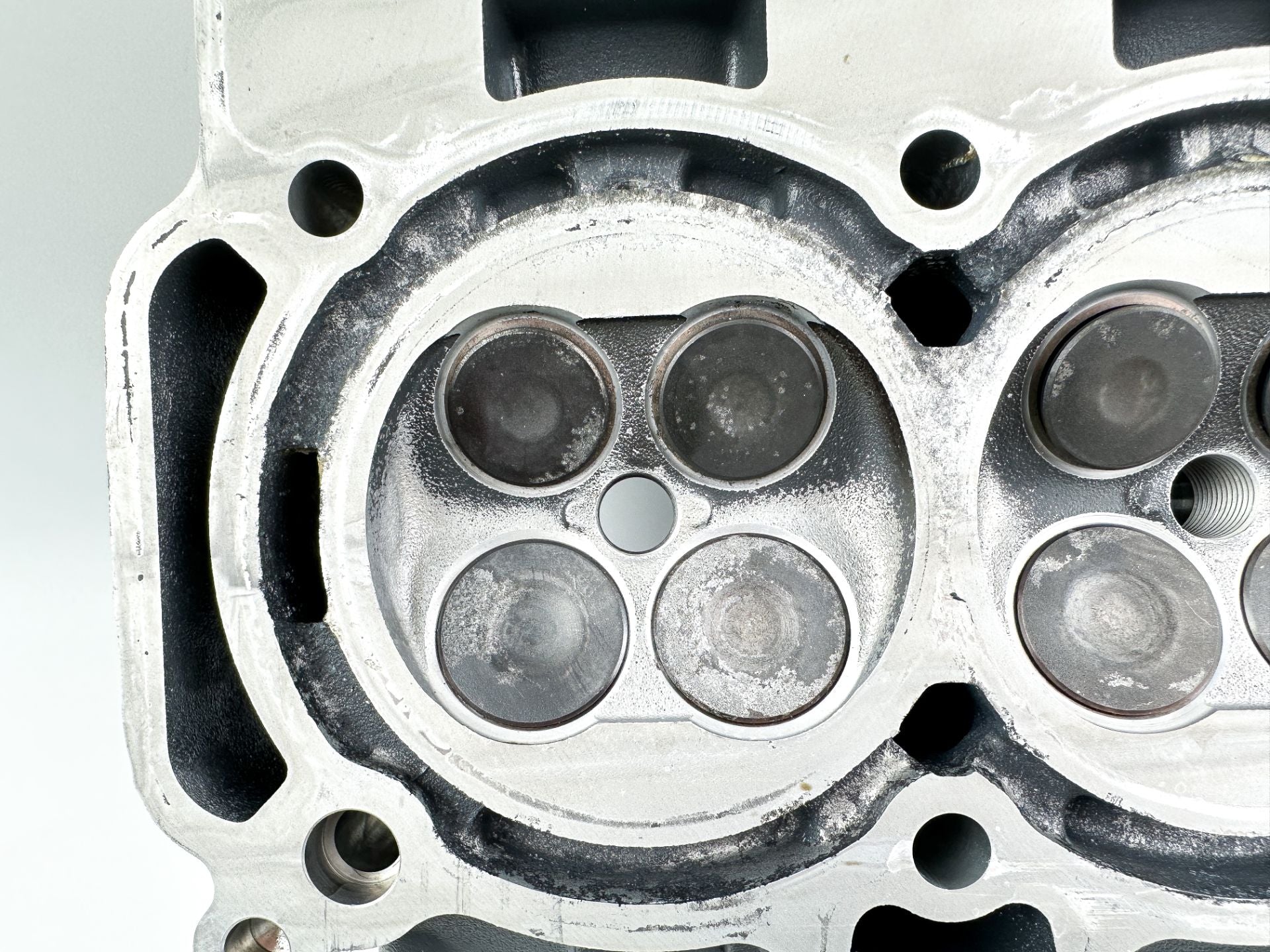 2011 - 2014 Yamaha 115 HP 4 Stroke Outboard Cylinder Head 68V-W009A-08-9S OEM