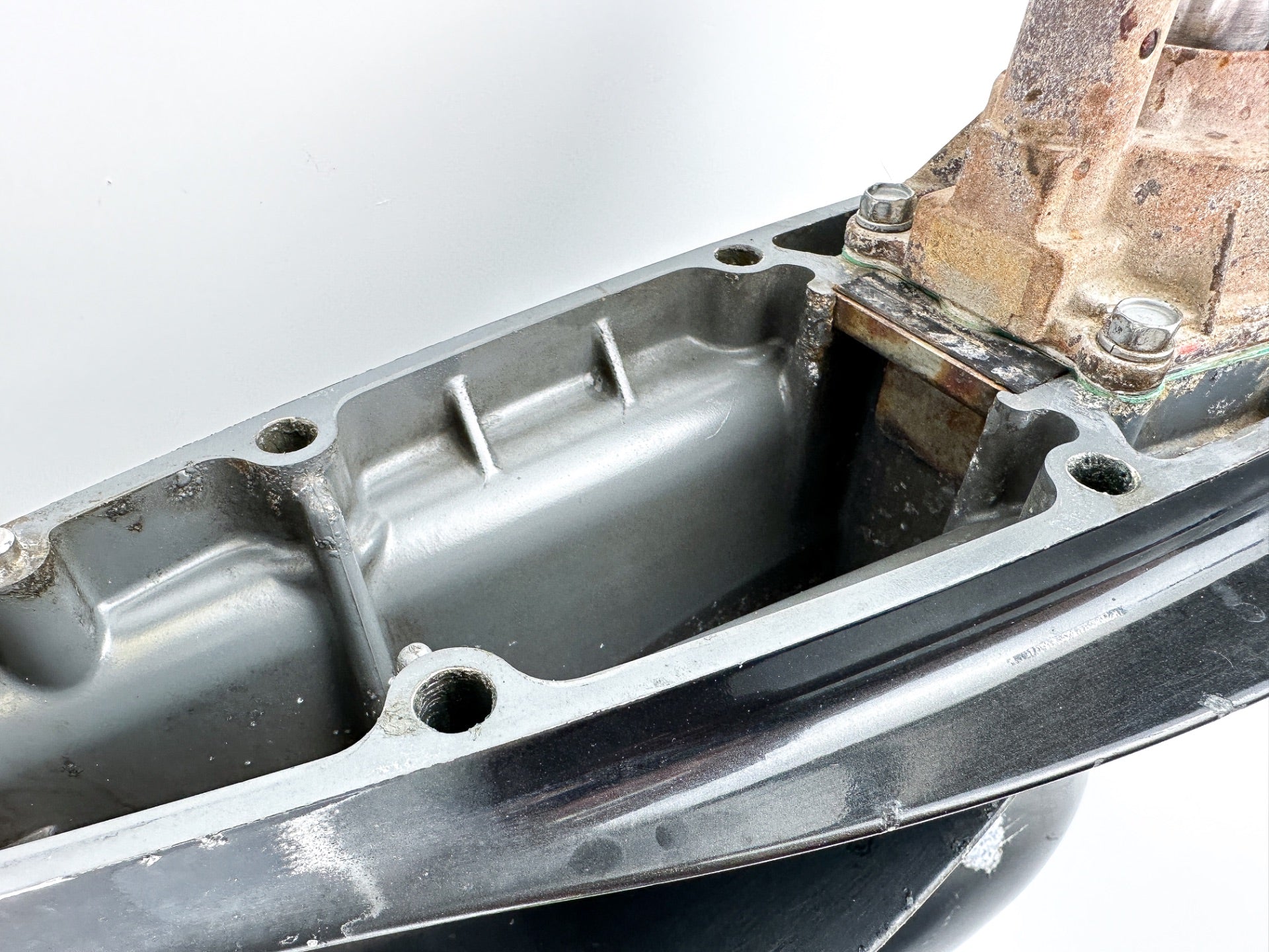 2001-18 Suzuki 115 140 HP 4 Stroke Outboard 25" XL Lower Unit Gear Case