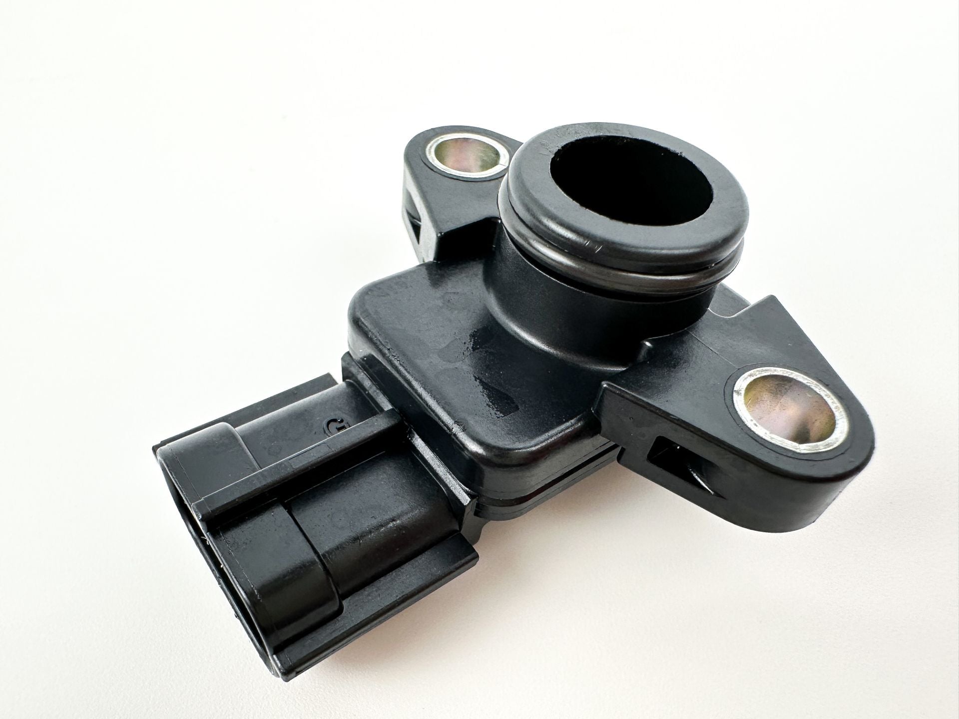 2023 Suzuki 175 HP 4 Stroke Outboard MAP Pressure Sensor 18590-68H00 OEM