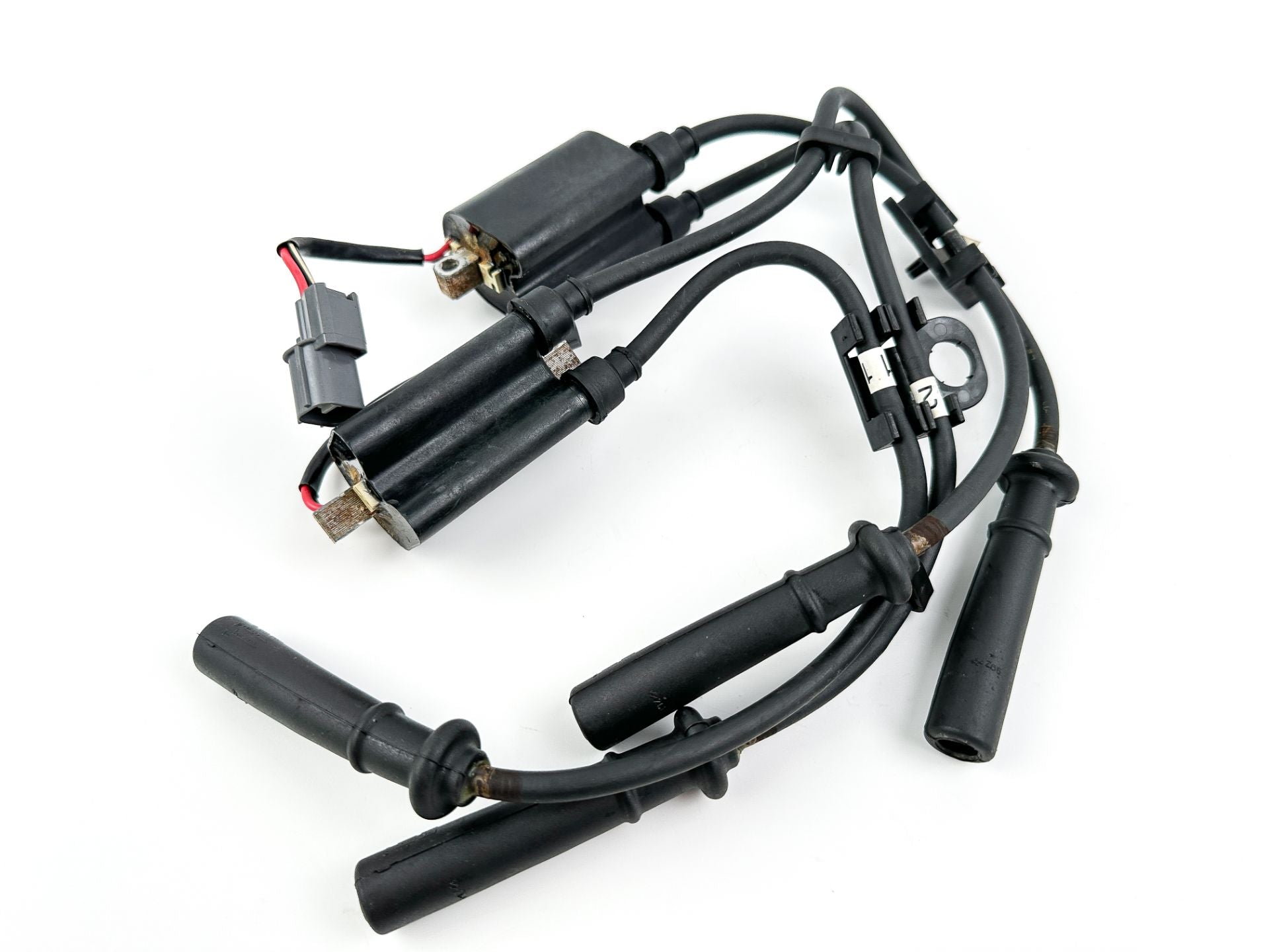 2004 Yamaha 115 HP 4 Stroke Outboard Ignition Coil Set 68V-82310-00-00 OEM