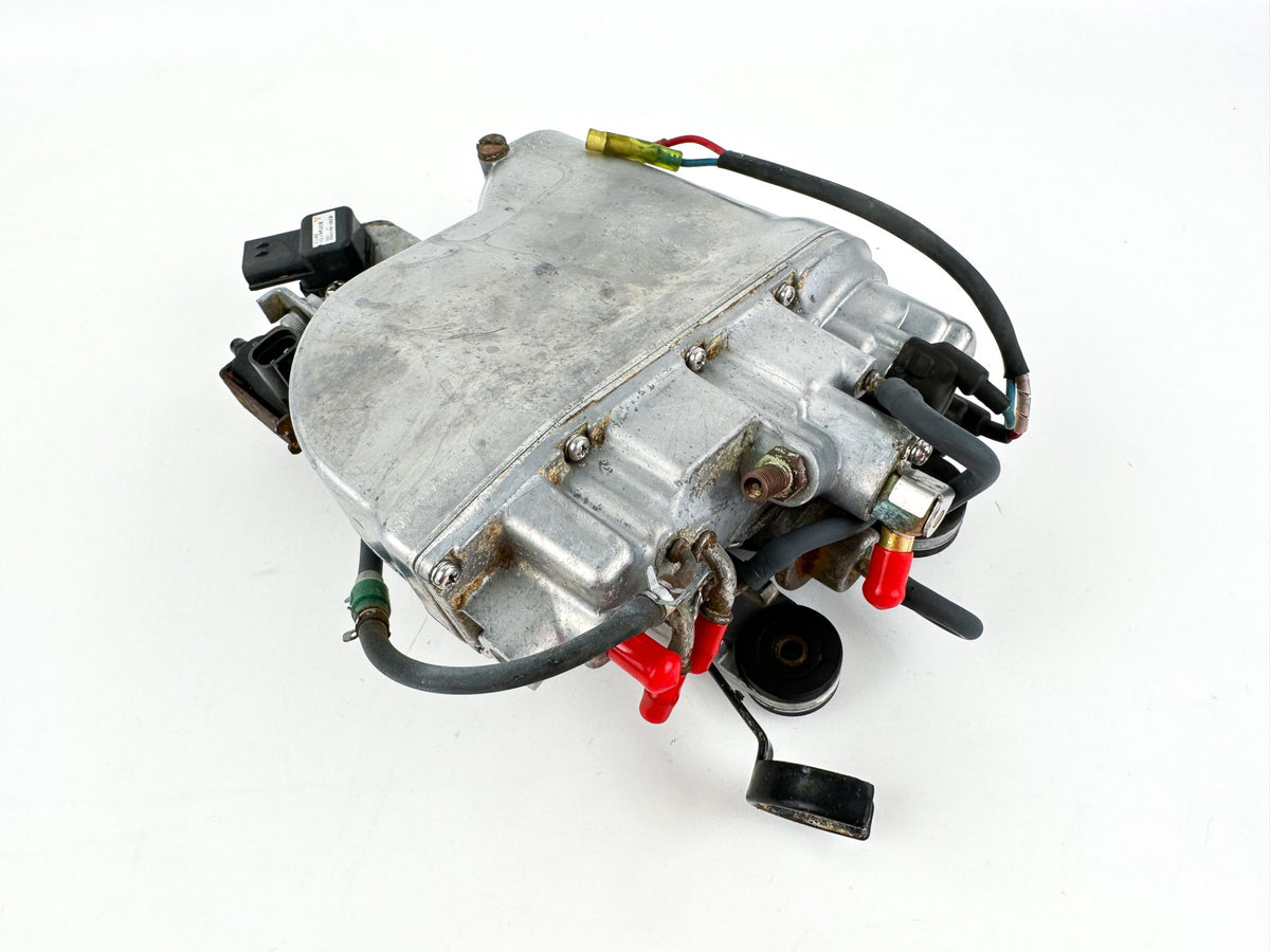 2003 Yamaha 200 HP 2 Stroke Outboard VST Float Chamber Assembly 68F-14182-01-00 OEM