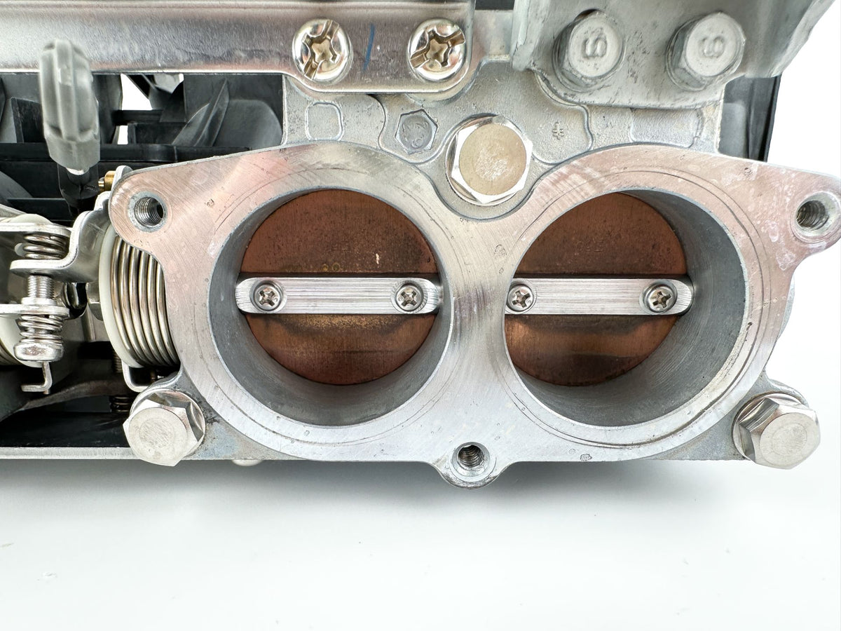 2012 Yamaha 150 HP 4 Stroke Outboard Intake Manifold & Throttle Body 63P-13751-01-00 OEM