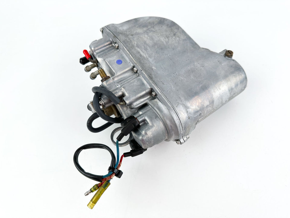 2004 Yamaha 150 HP 2 Stroke Outboard VST Float Chamber Assembly 68F-14182-01-00 OEM