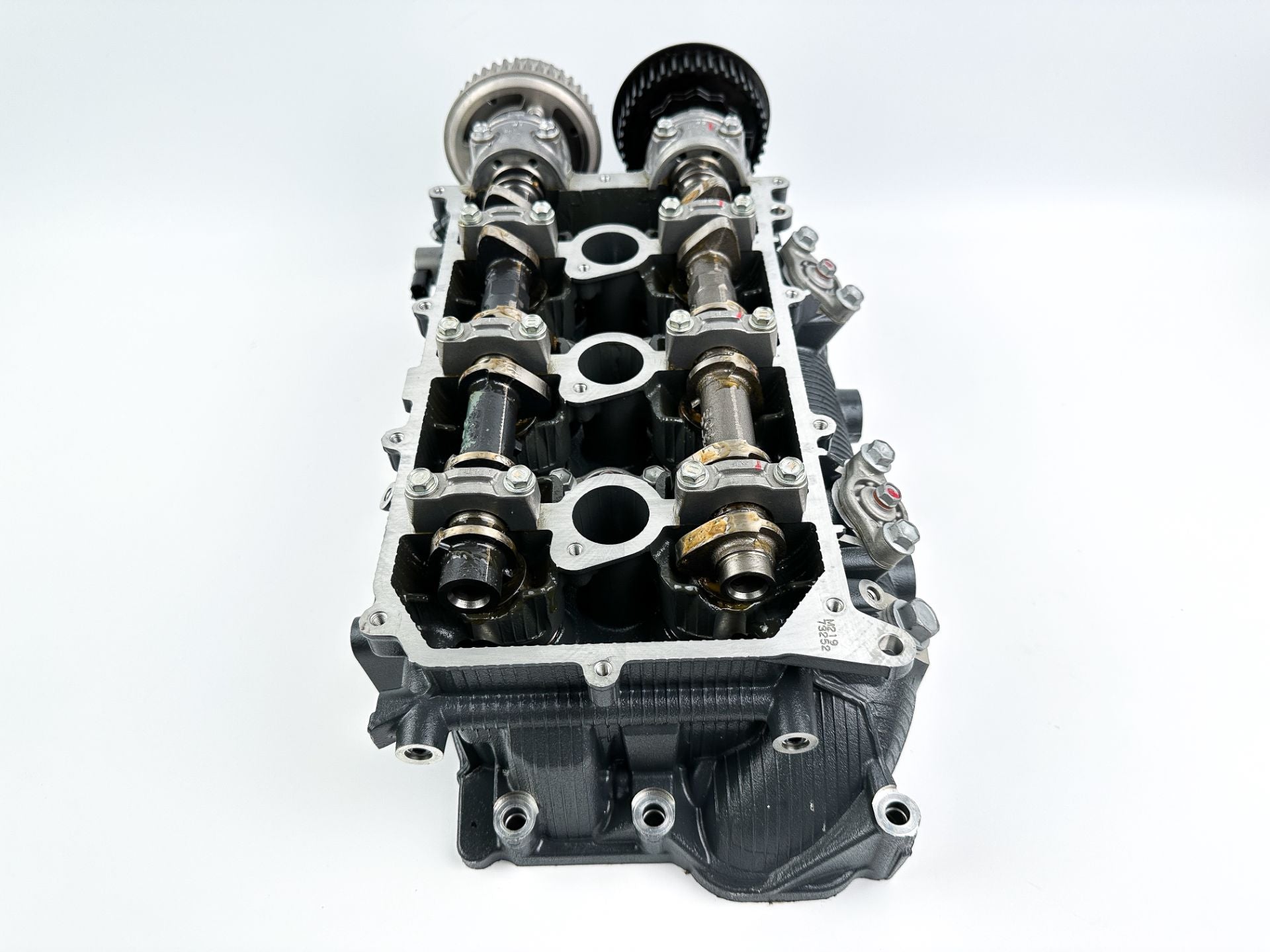 2019 Yamaha F250 250 HP 4 Stroke Outboard Port Cylinder Head 6CE-W009C-03-9S OEM