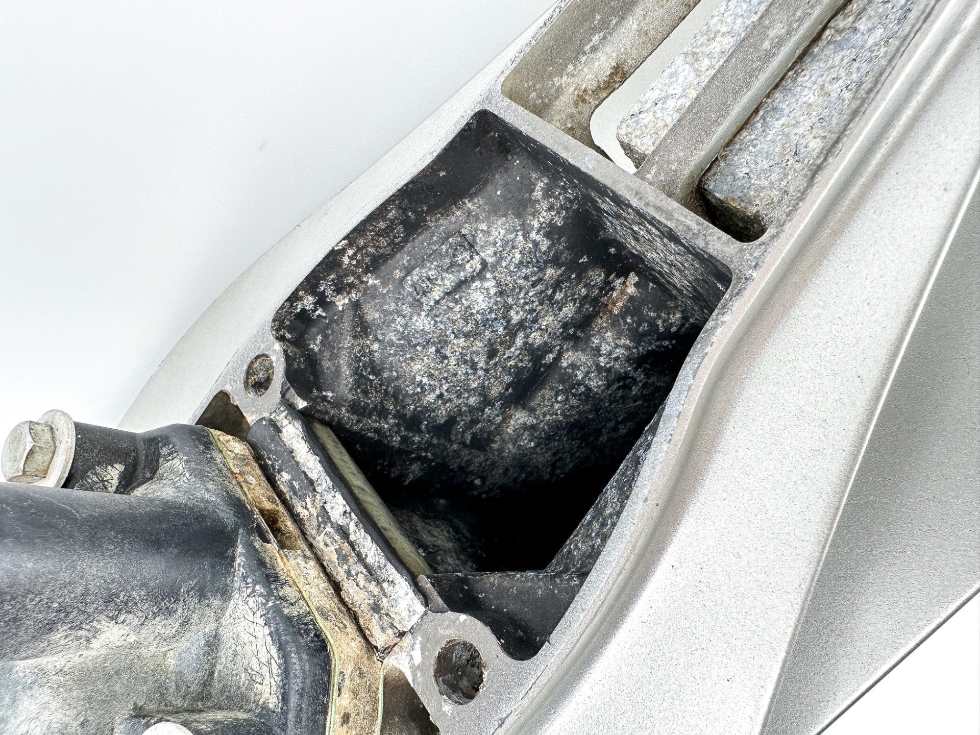 Honda 115 130HP 25" XL Lower Unit Gear Case Assembly Standard RH 1996-2006