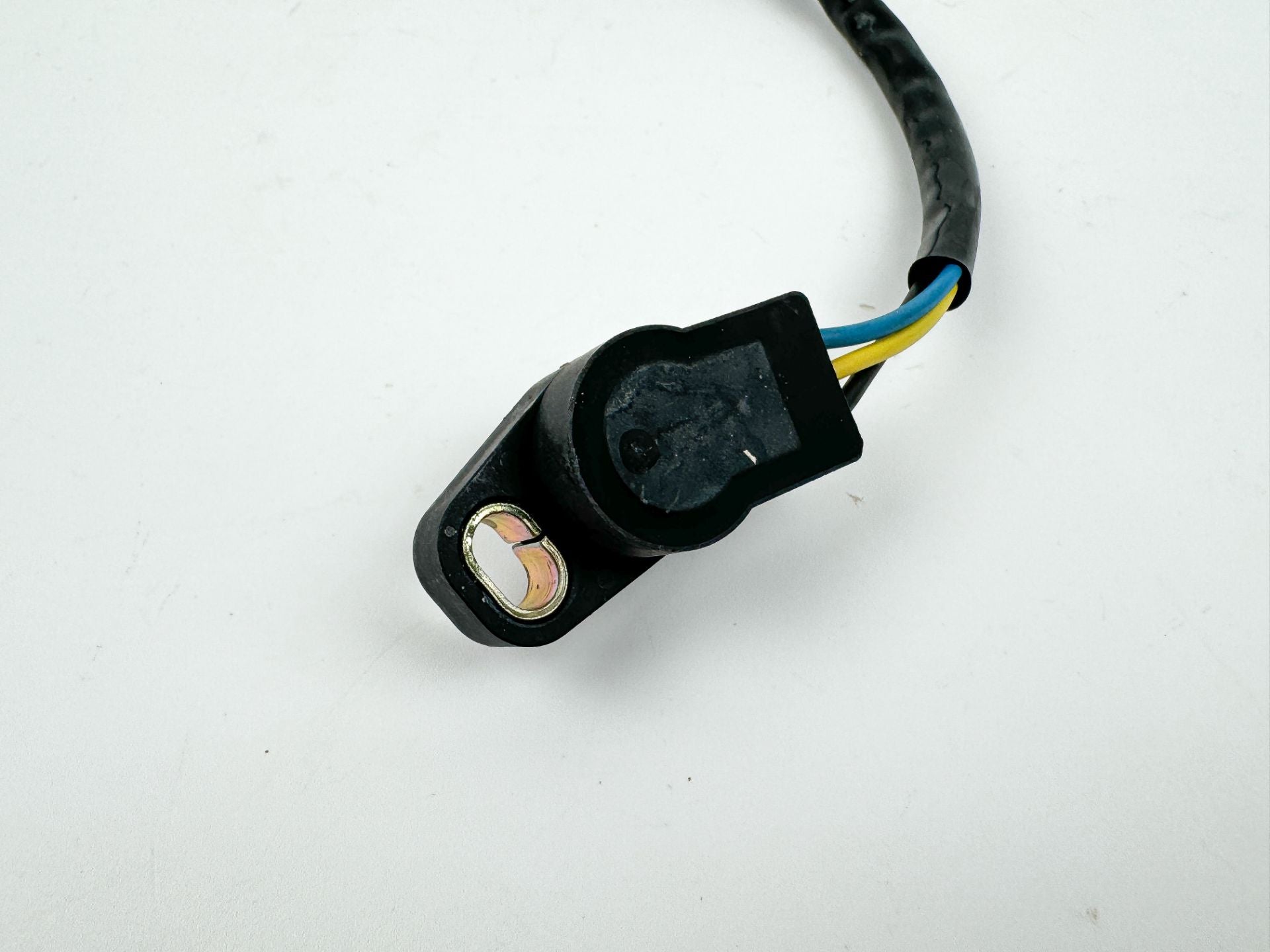 2004 Suzuki 250 HP 4 Stroke Outboard Shift Position Sensor 13580-93J03 OEM