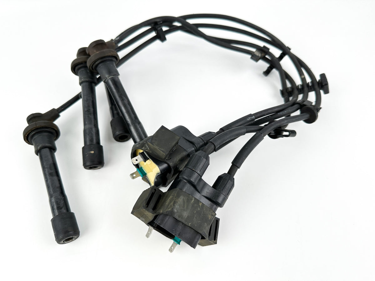 2001 Honda 130 HP 4 Stroke Outboard Ignition Coil Set 30500-ZW5-003 OEM