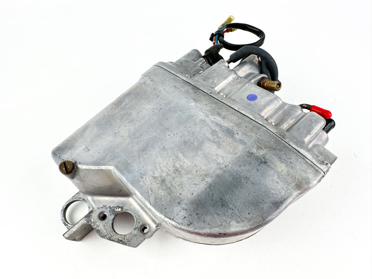 2004 Yamaha 150 HP 2 Stroke Outboard VST Float Chamber Assembly 68F-14182-01-00 OEM