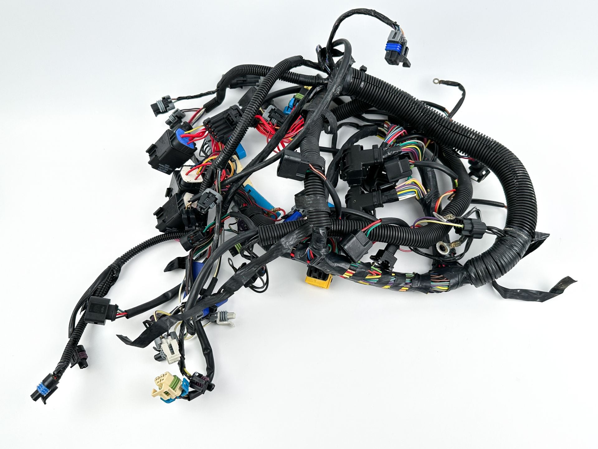 2008 Mercury 300 HP 4 Stroke Outboard Engine Wire Harness 8M0082643 Damaged