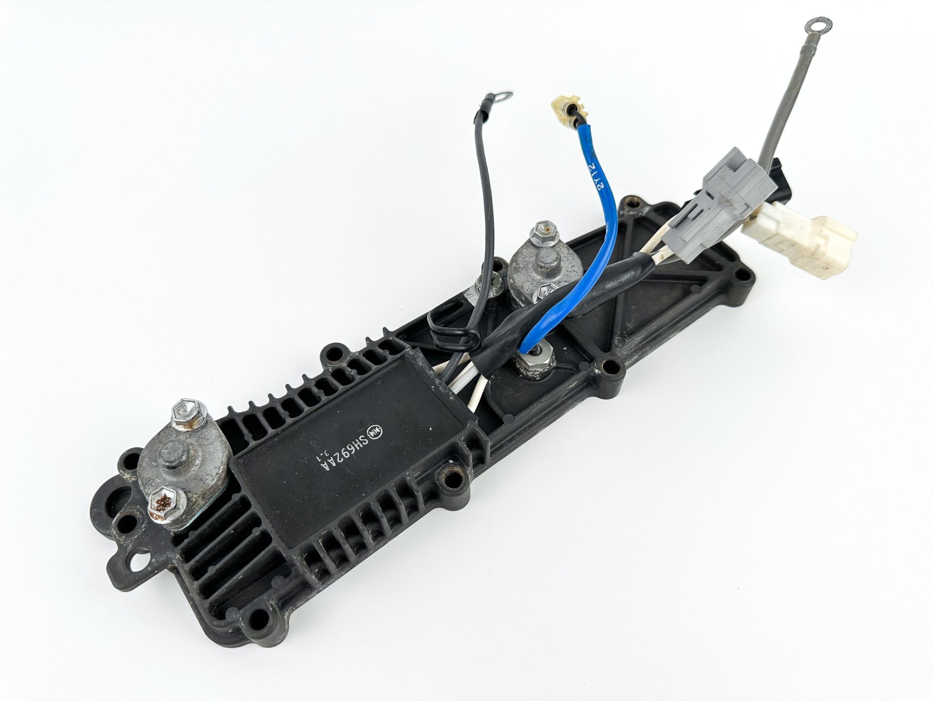 2003 Suzuki 140 HP 4 Stroke Outboard Rectifier & Regulator 32800-90J10 OEM