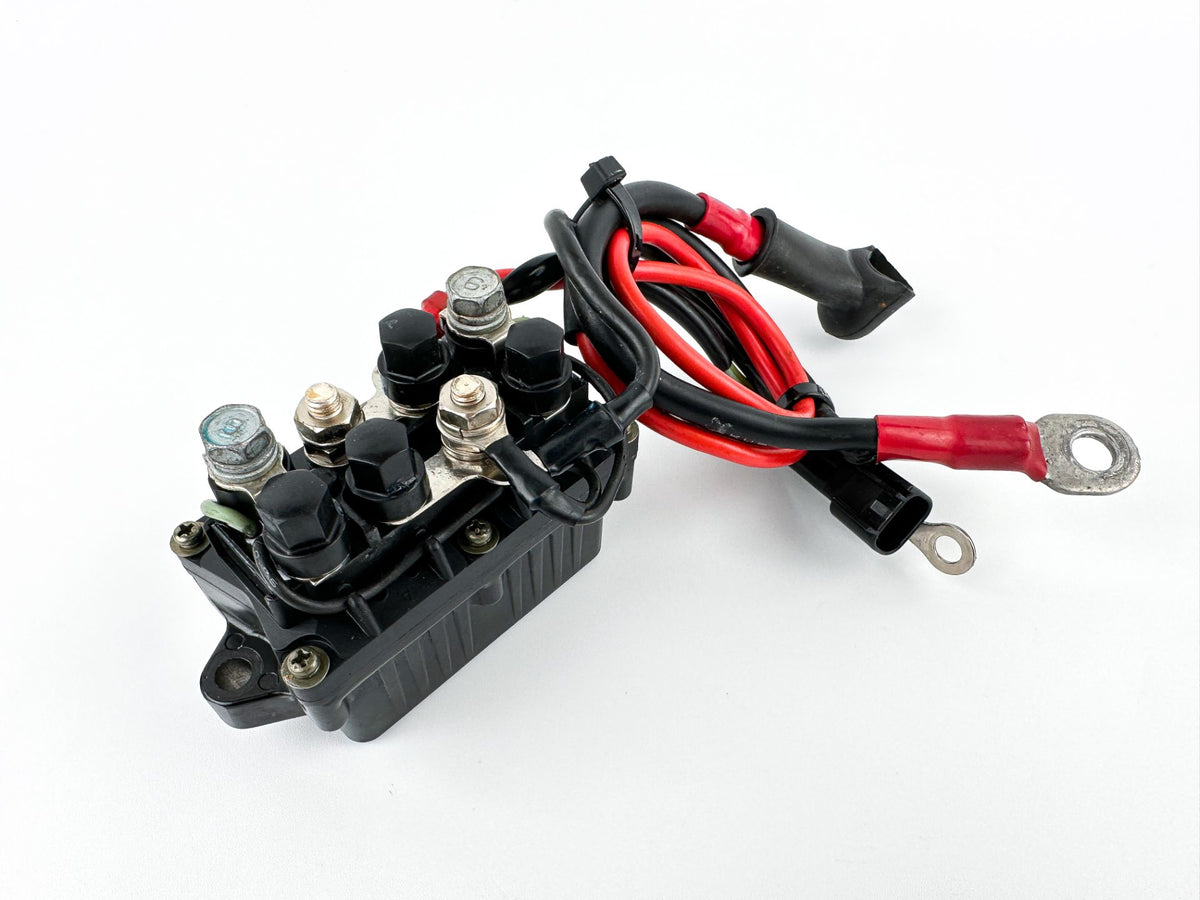 2004 Yamaha 225 HP 4 Stroke Outboard Trim Tilt Relay 69J-81950-11-00 OEM