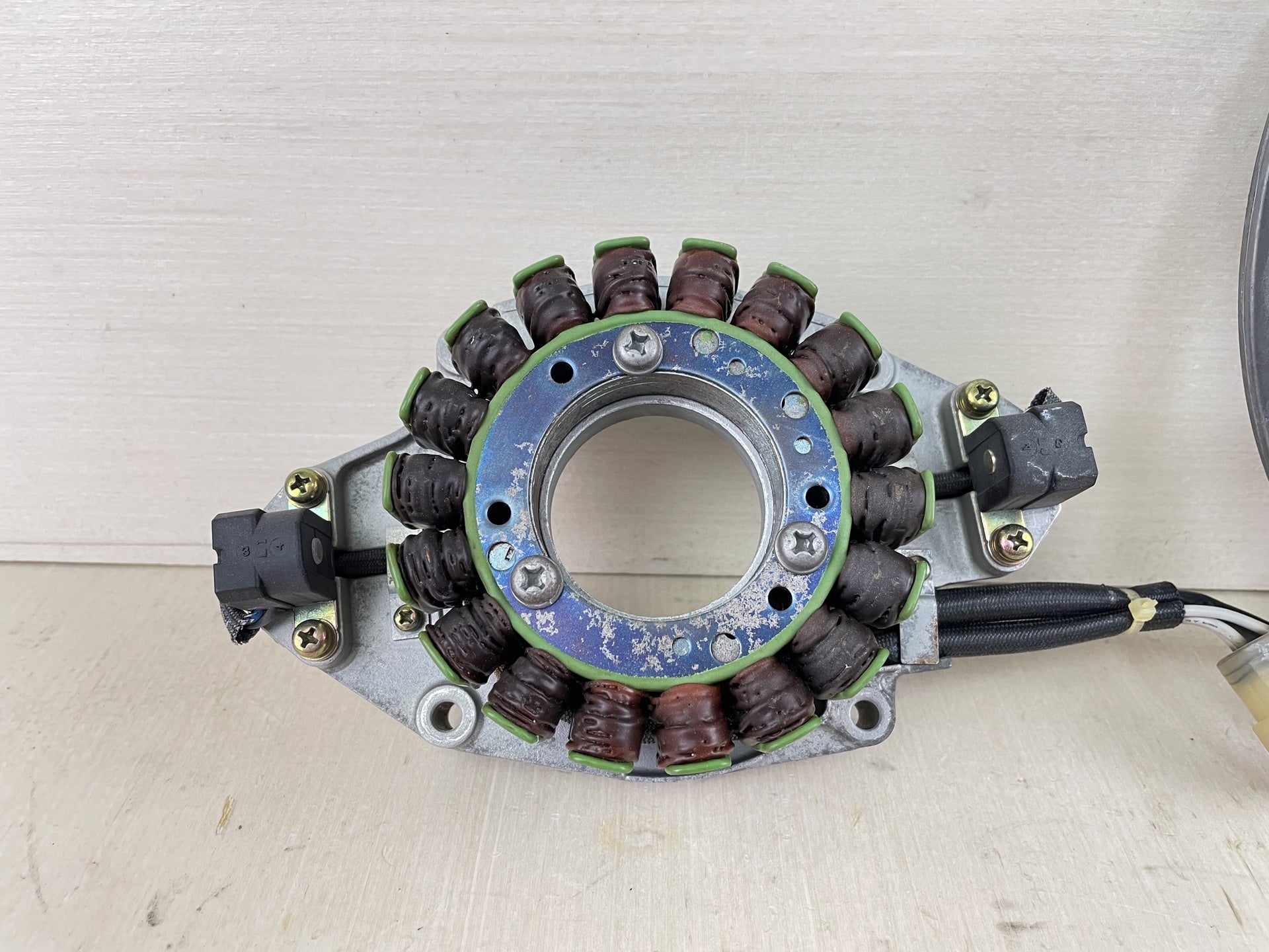 01-2007 Honda 75 90 HP 4 Stroke Outboard Flywheel Coil Stator Alternator Assembly 31630-ZW1-L01