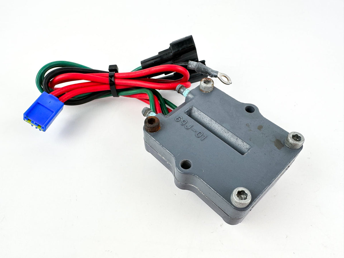 2004 Yamaha 150 HP 2 Stroke Outboard Rectifier & Regulator 68F-81960-01-00 OEM