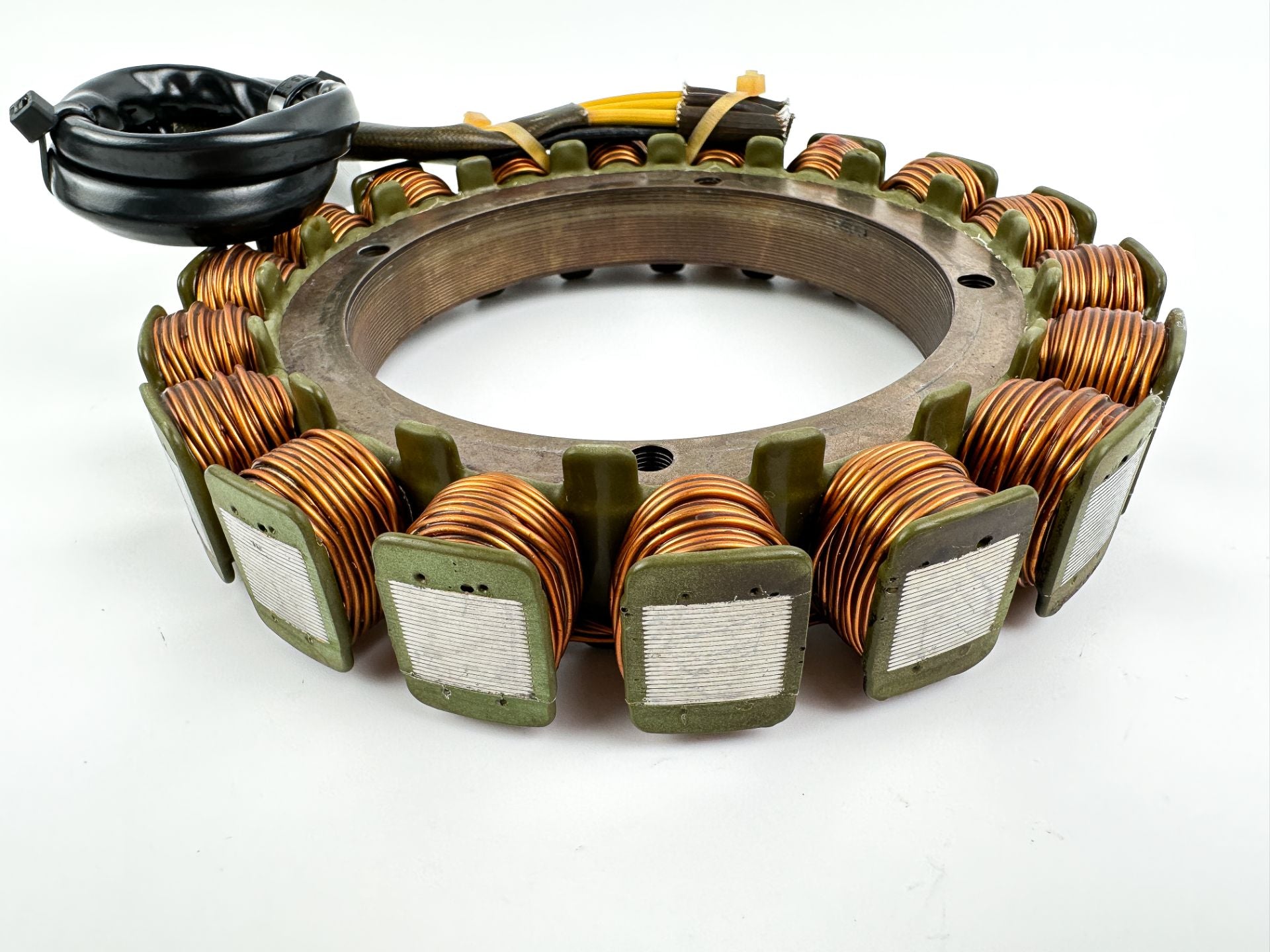 2016 Suzuki 175 HP 4 Stroke Outboard Stator Charging Coil 32120-96J00 OEM