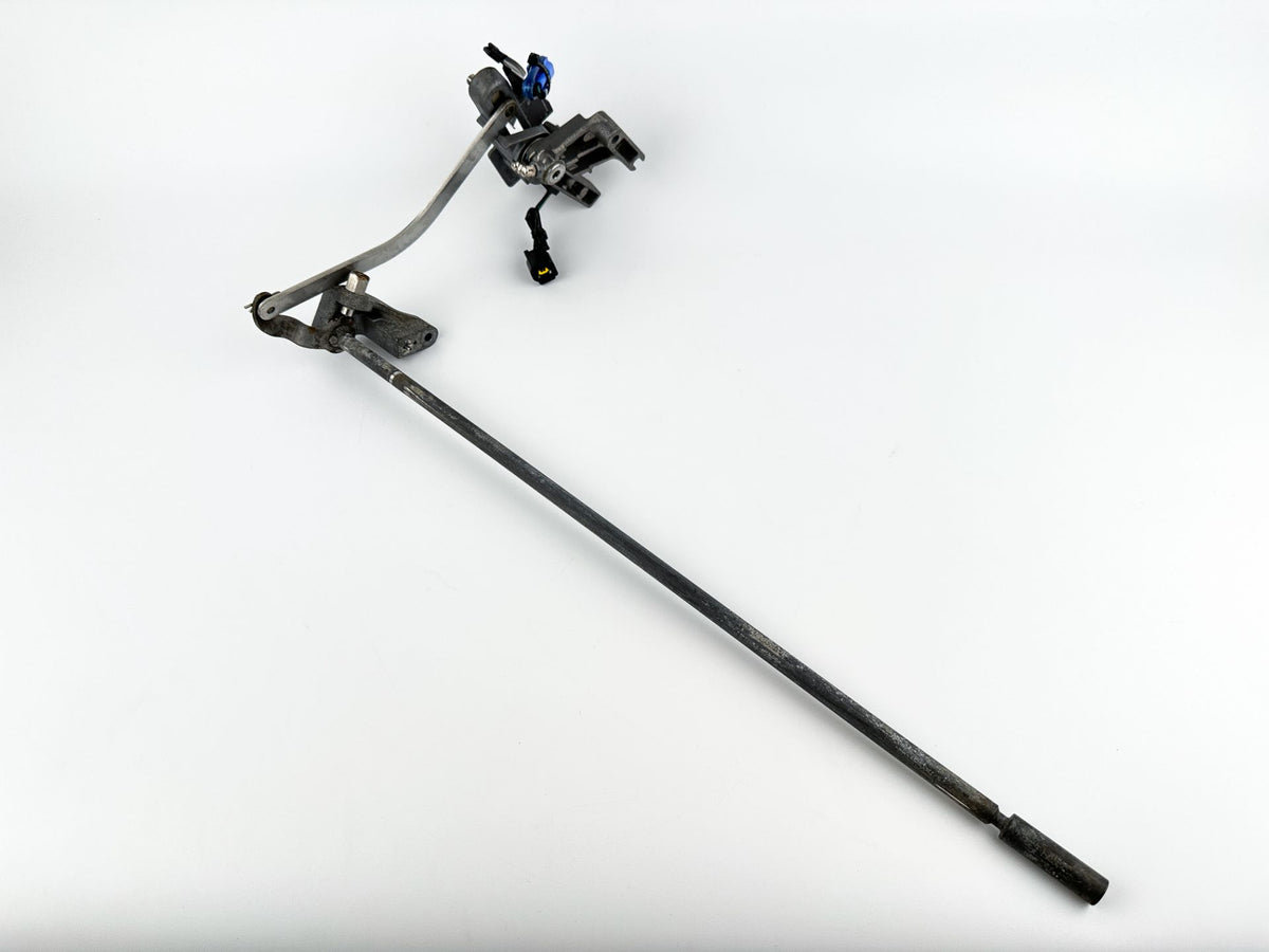 2012 Yamaha 250 HP 4 Stroke Outboard Shift Shaft 6CB-44120-00-00 OEM