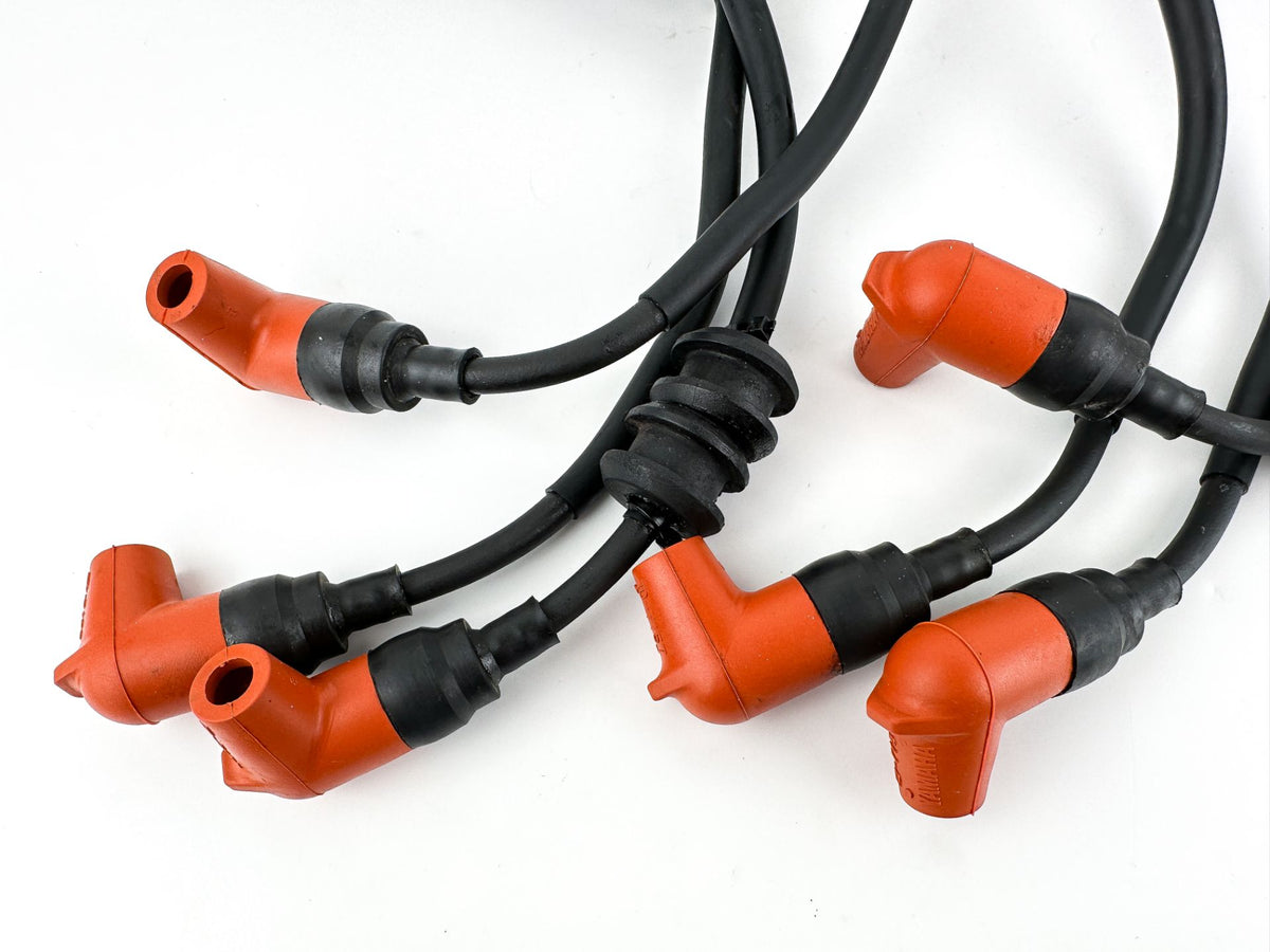 2002-2003 Yamaha 200 HP 2 Stroke Outboard Ignition Coil Set 68F-82310-11-00