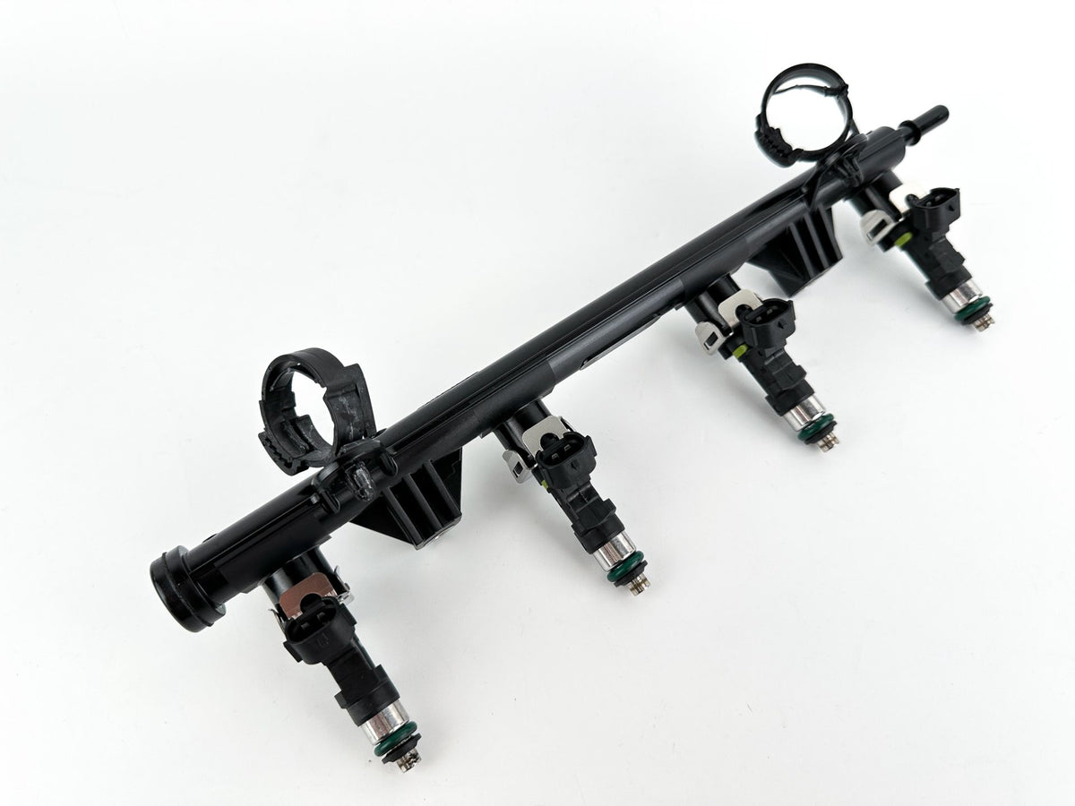 2019 Yamaha 115 HP 4 Stroke Outboard Fuel Injector Set W/ Rail 6EK-13160-00-00 OEM
