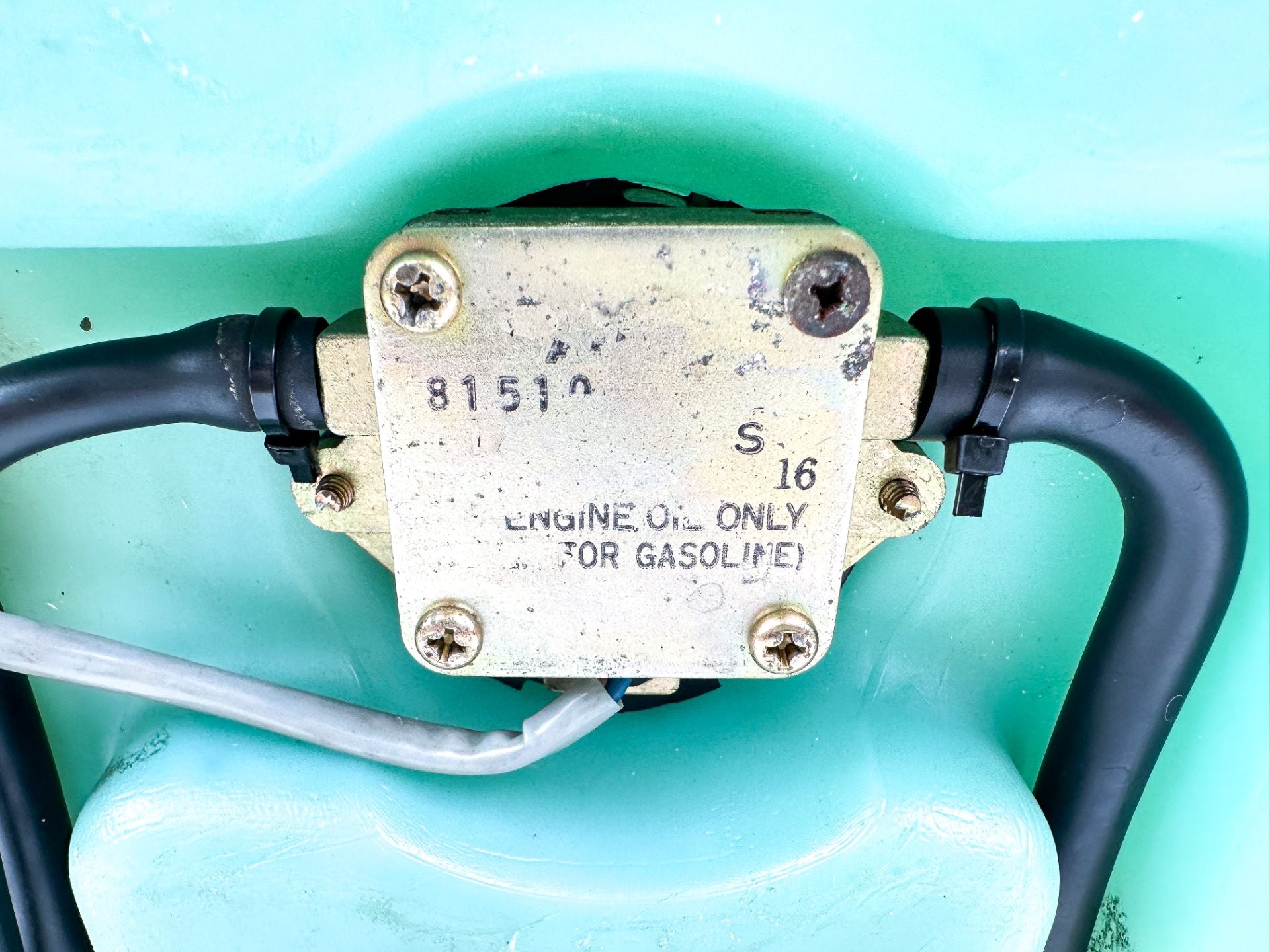 Yamaha Remote Outboard Oil Tank 10.5L 2.8 Gallons W/ Pump & Sensor