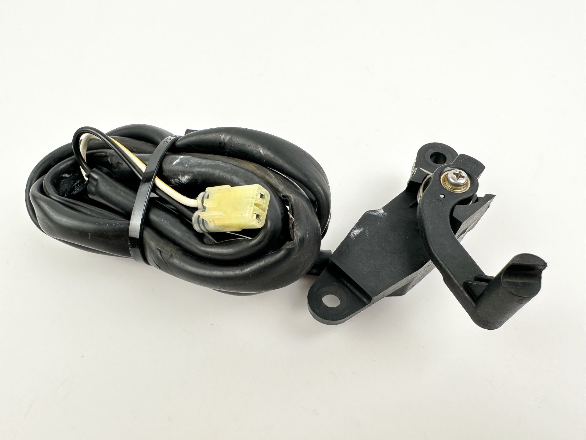 2012 Suzuki 140 HP 4 Stroke Outboard Trim Sender Unit Sensor 34801-99E05 OEM